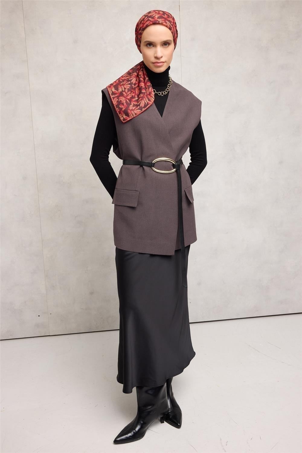 Pamuk Polyester Soft Eşarp Kahverengi Çiçek Desenli Kaymaz Dokulu 90x90