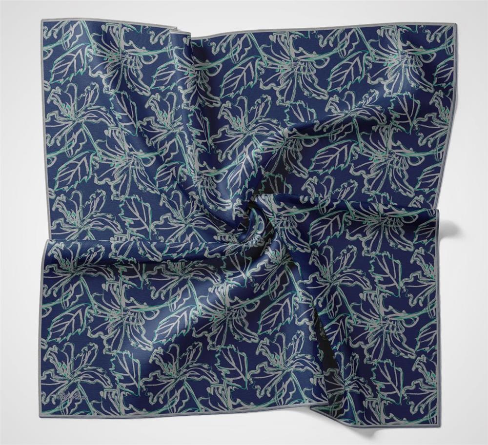 Pamuk Polyester Soft Eşarp Koyu Mavi Lilium Desenli Kaymaz Dokulu 90x90