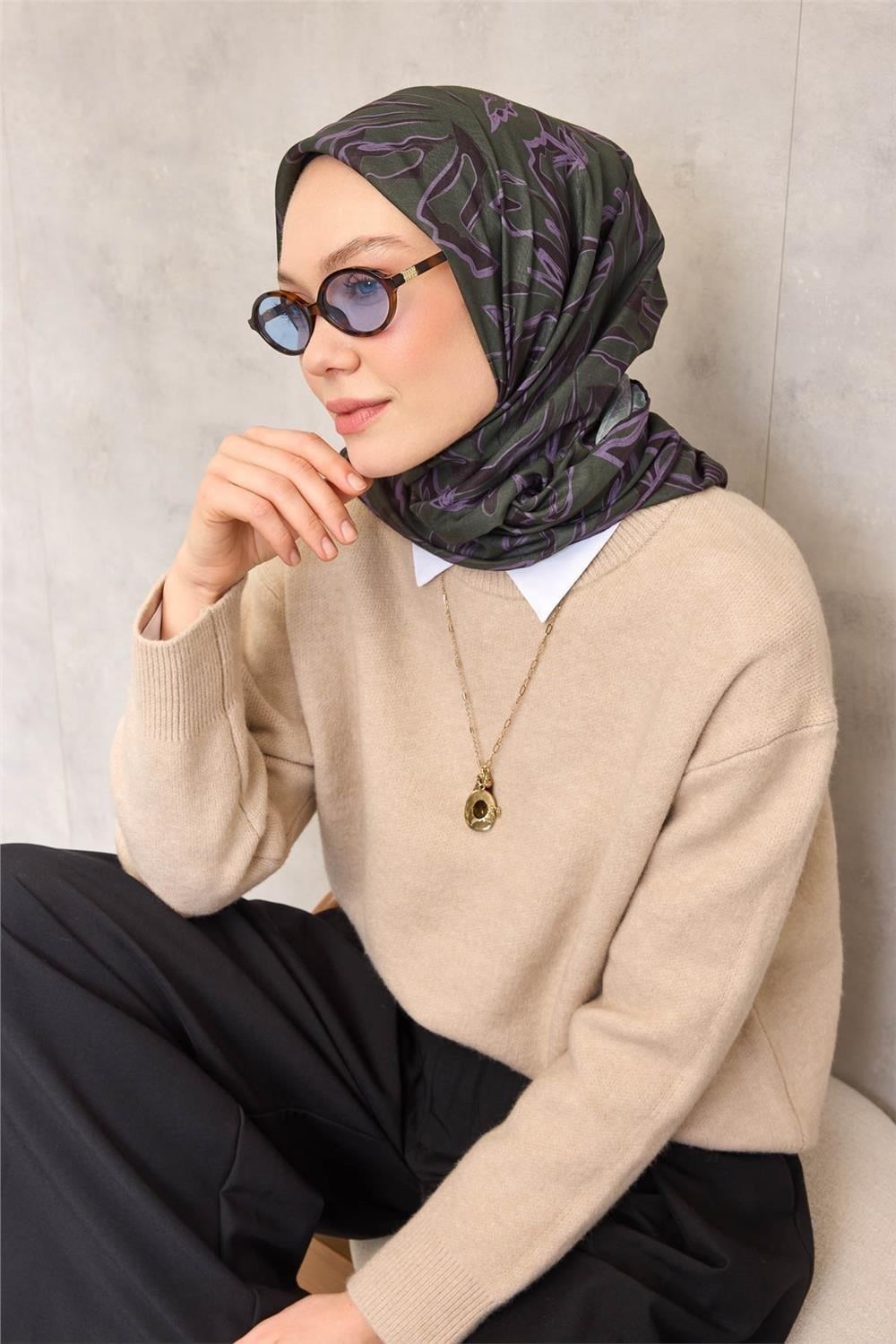 Pamuk Polyester Soft Eşarp Koyu Yeşil Soyut Desenli Tok Duruşlu 90x90