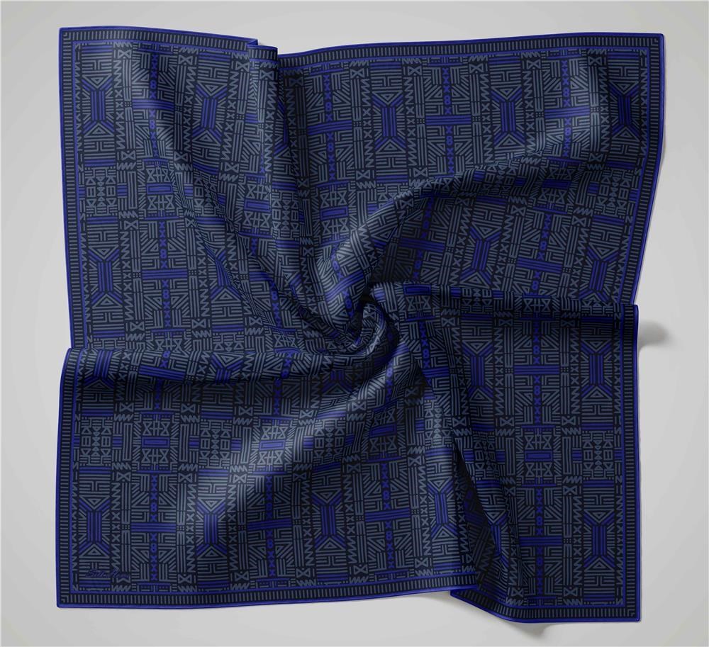 Pamuk Polyester Soft Eşarp Lacivert Geometrik Desenli Kaymaz Tok Duruşlu 90x90