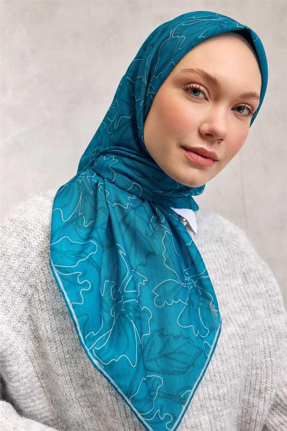 Pamuk Polyester Soft Eşarp Lilyum Desen Cam Göbeği 90x90