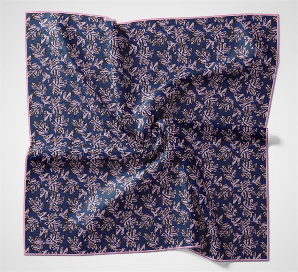 Pamuk Polyester Soft Eşarp Saks Mavisi Çiçek Desenli Kaymaz Dokulu 90x90