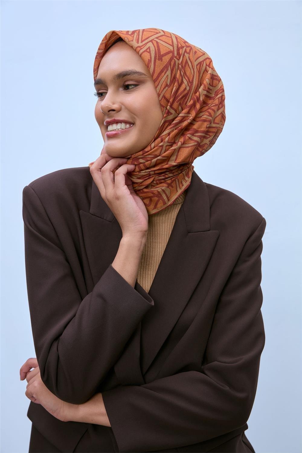 Pamuk Polyester Soft Eşarp Turuncu Geometrik Desen 90*90