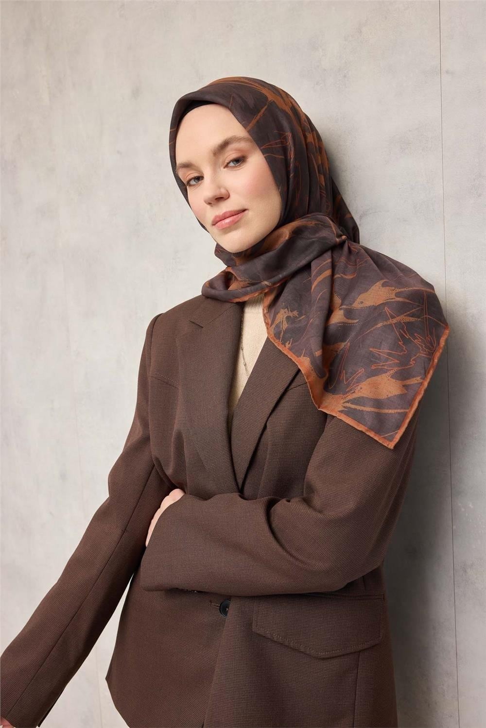 Pamuk Polyester Soft Eşarp Yaprak Desen Kestane 90x90