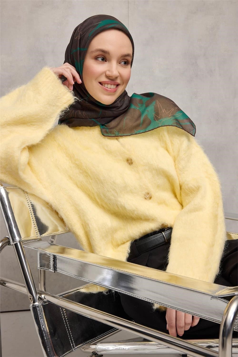 Pamuk Polyester Soft Eşarp Yaprak Desen Acı Kahve 90x90