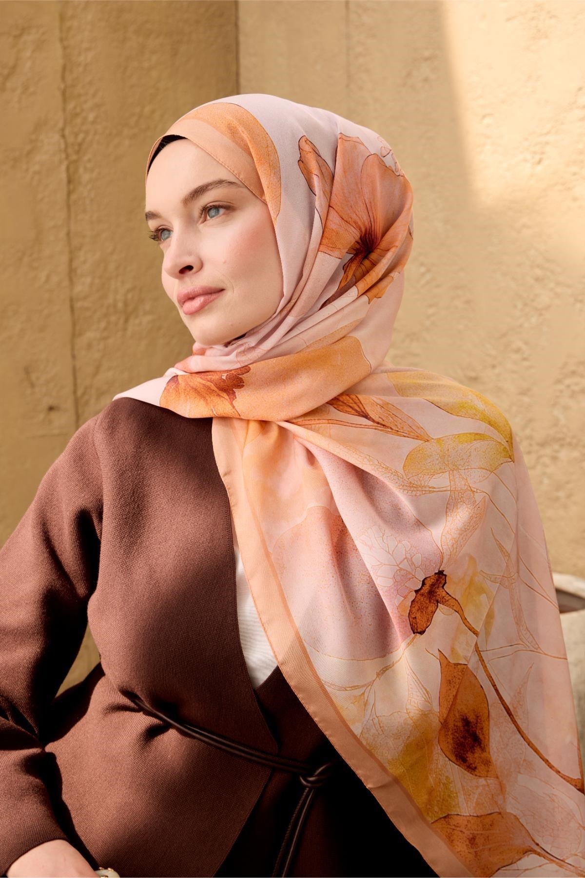 Polyester Velina Şal Pudra-Yavruağzı-Gold Desenli Parlak Dokulu Hafif 190x70