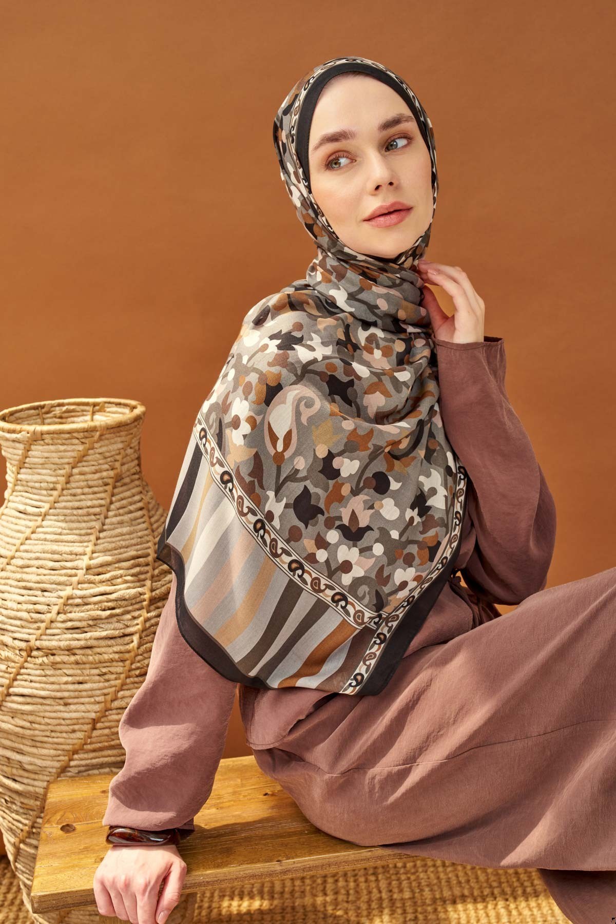 Riva Şal Tencel Botanical Floral Koyu Gri