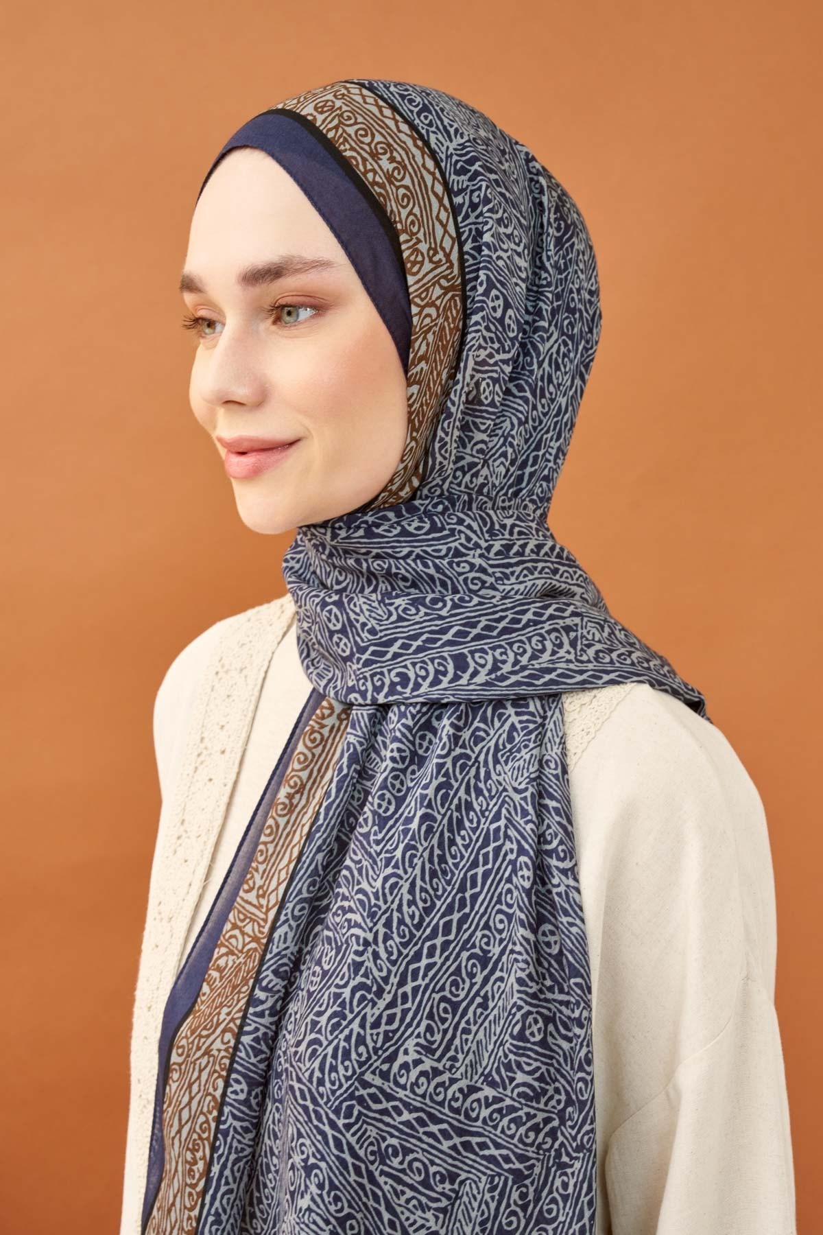 Riva Şal Tencel Güpür Desen Lacivert