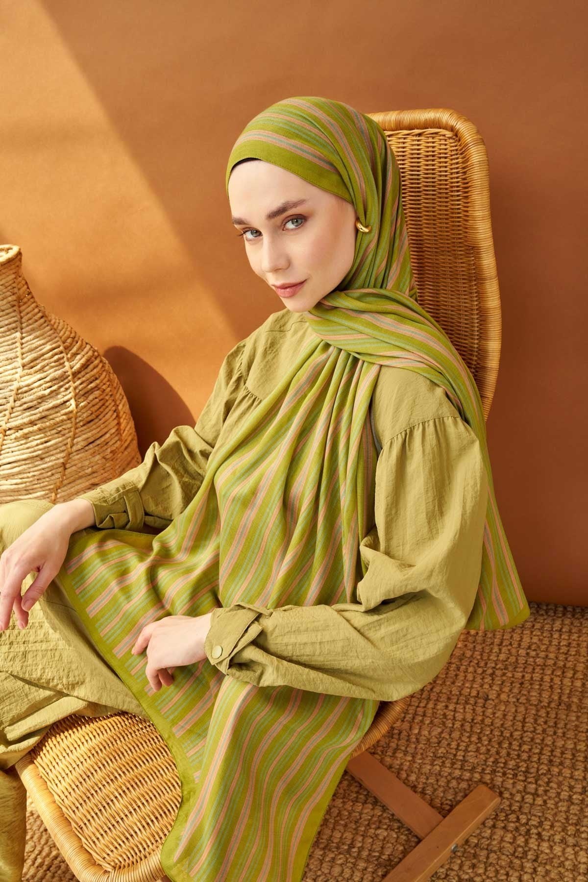 Riva Şal Tencel Line Fıstık Yeşili