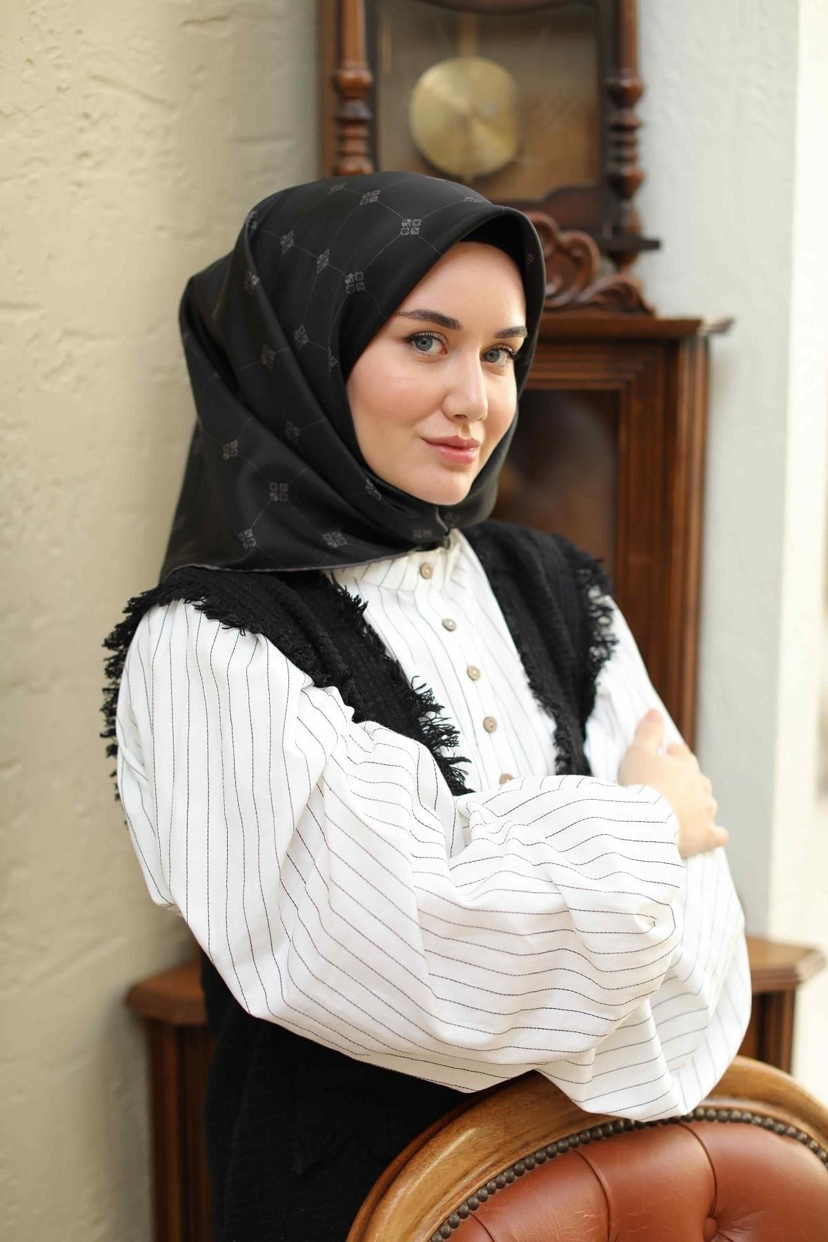 Silk Home Sura (Saten) İpek Eşarp 11392-S02