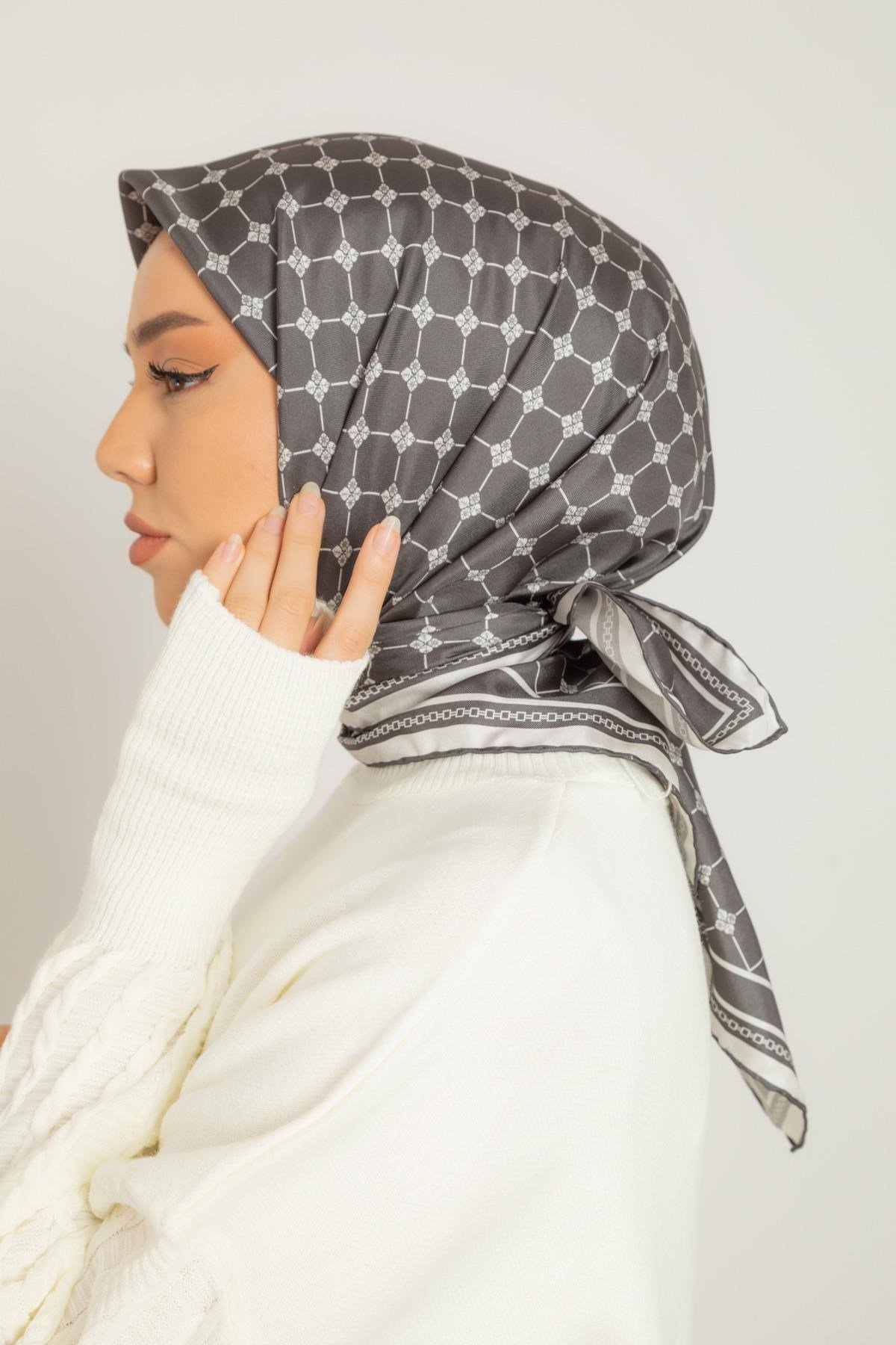 Silk Home Sura (Saten) İpek Eşarp 11393-S06