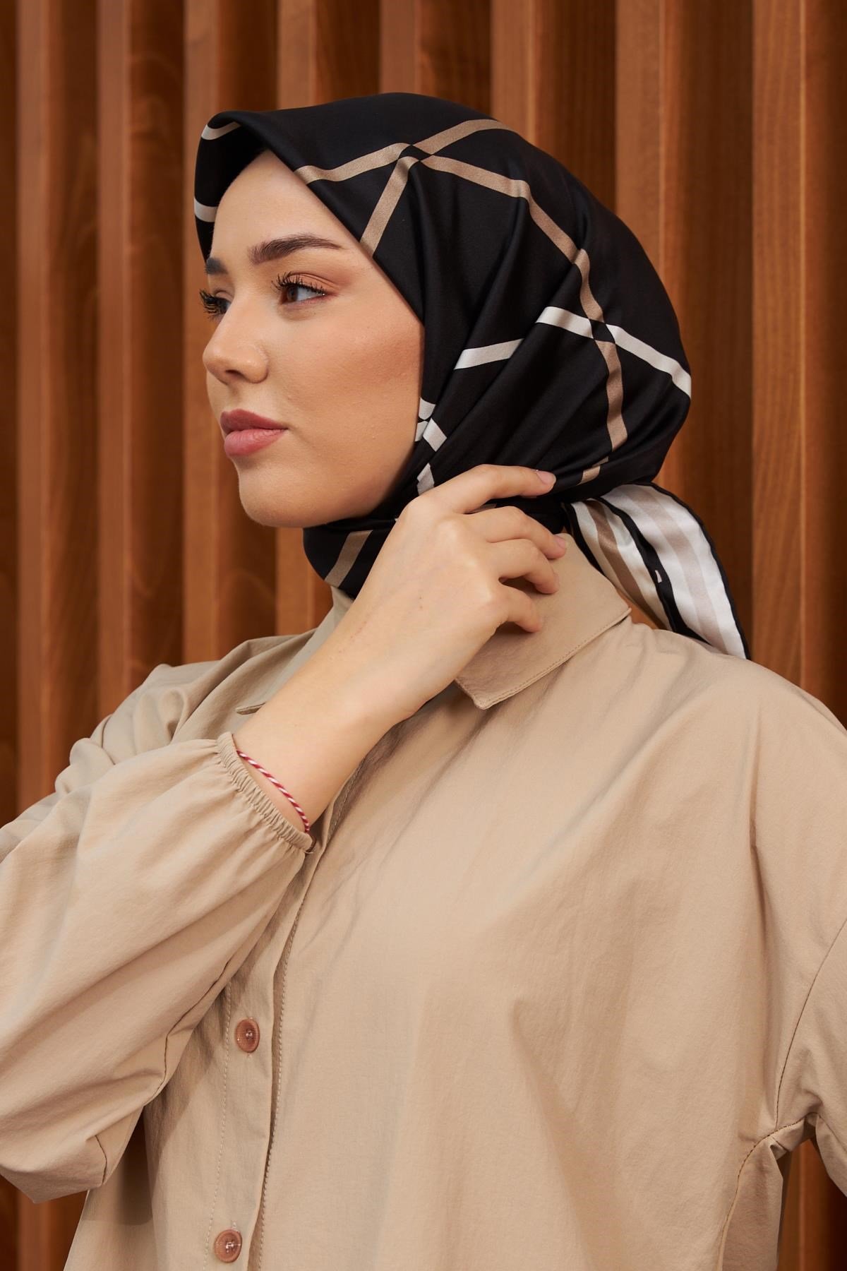 Silk Home Sura (Saten) İpek Eşarp 11394-S25