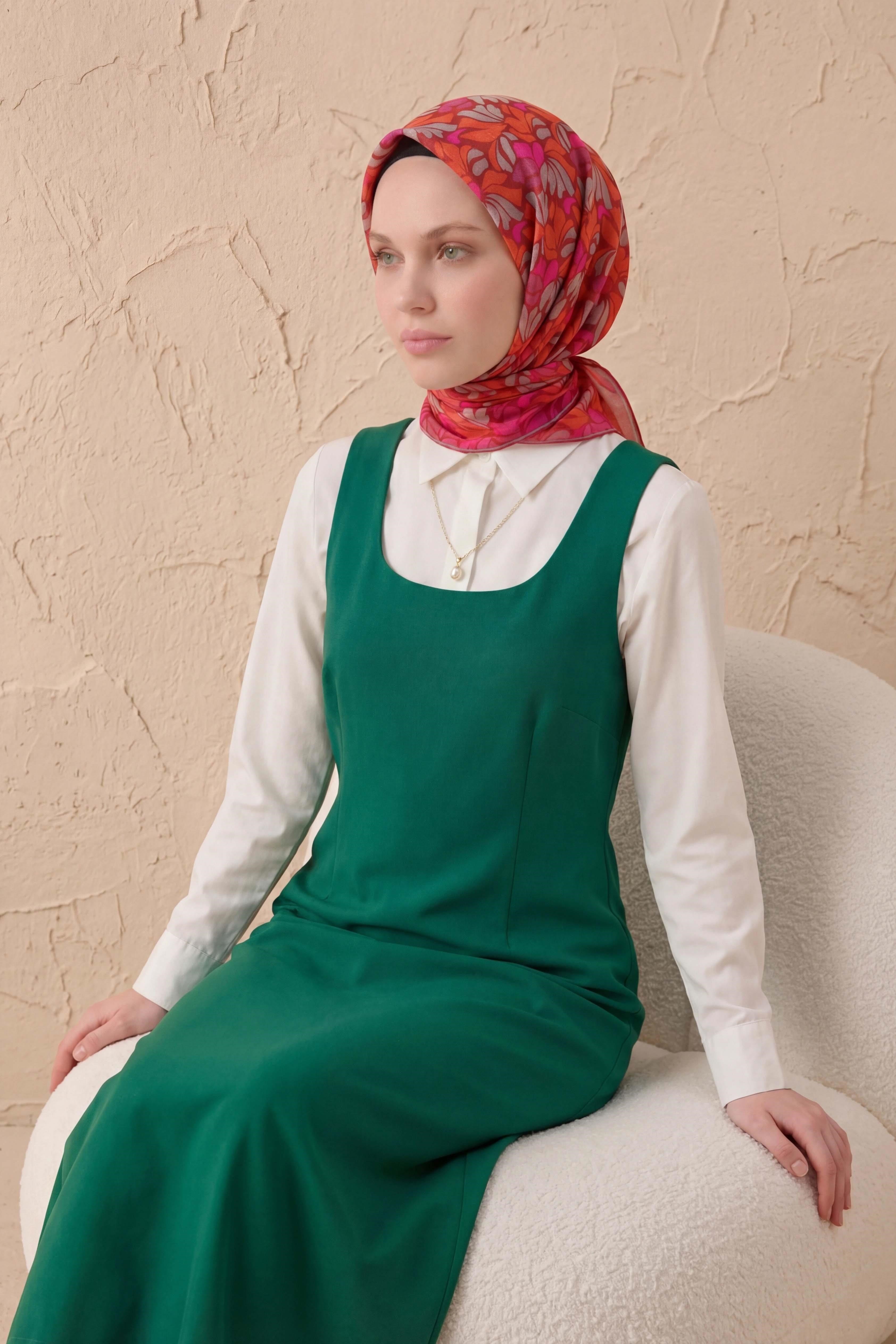 Soft Eşarp Floral Line Koyu Kırmızı 90x90