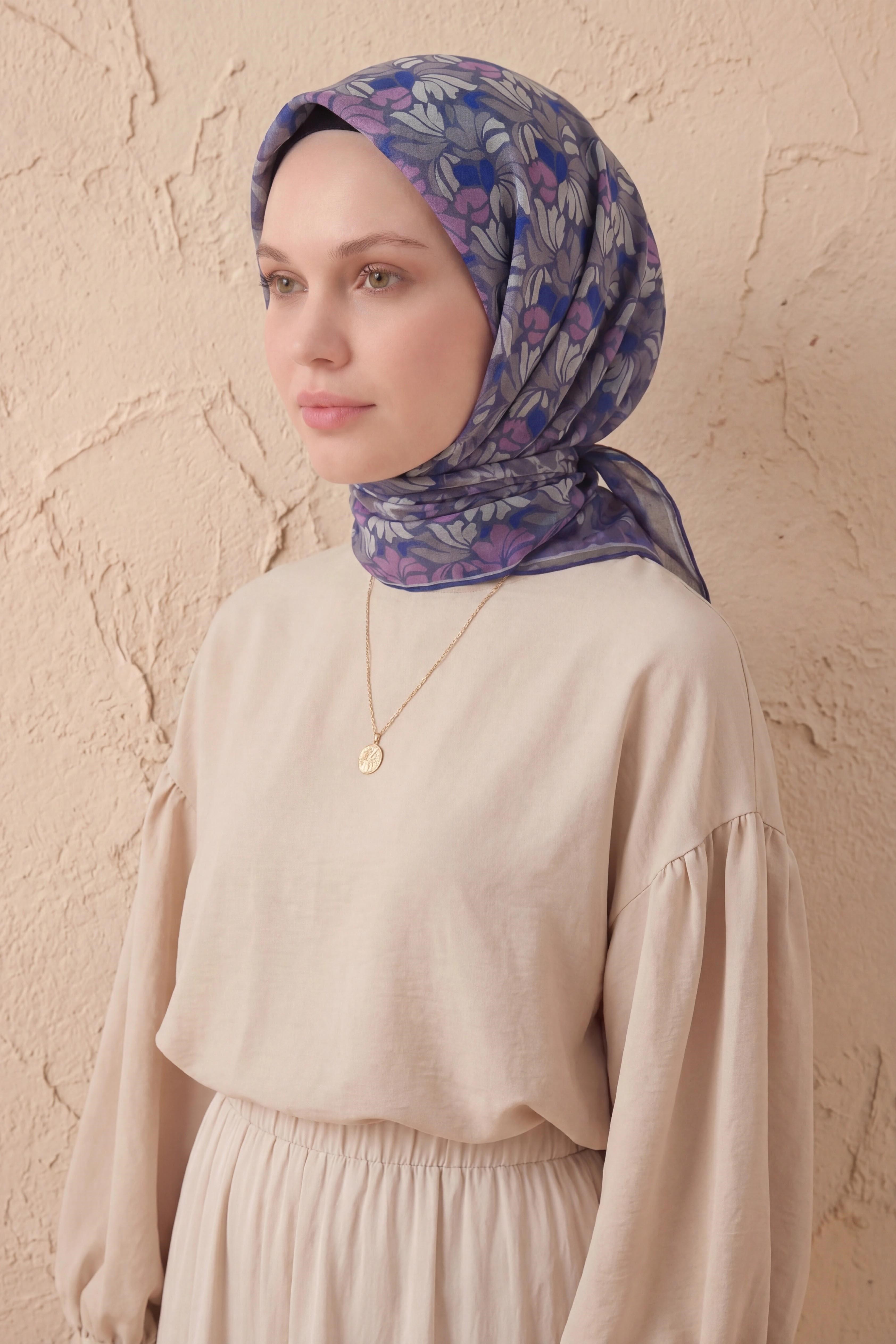 Soft Eşarp Floral Line Mor 90x90
