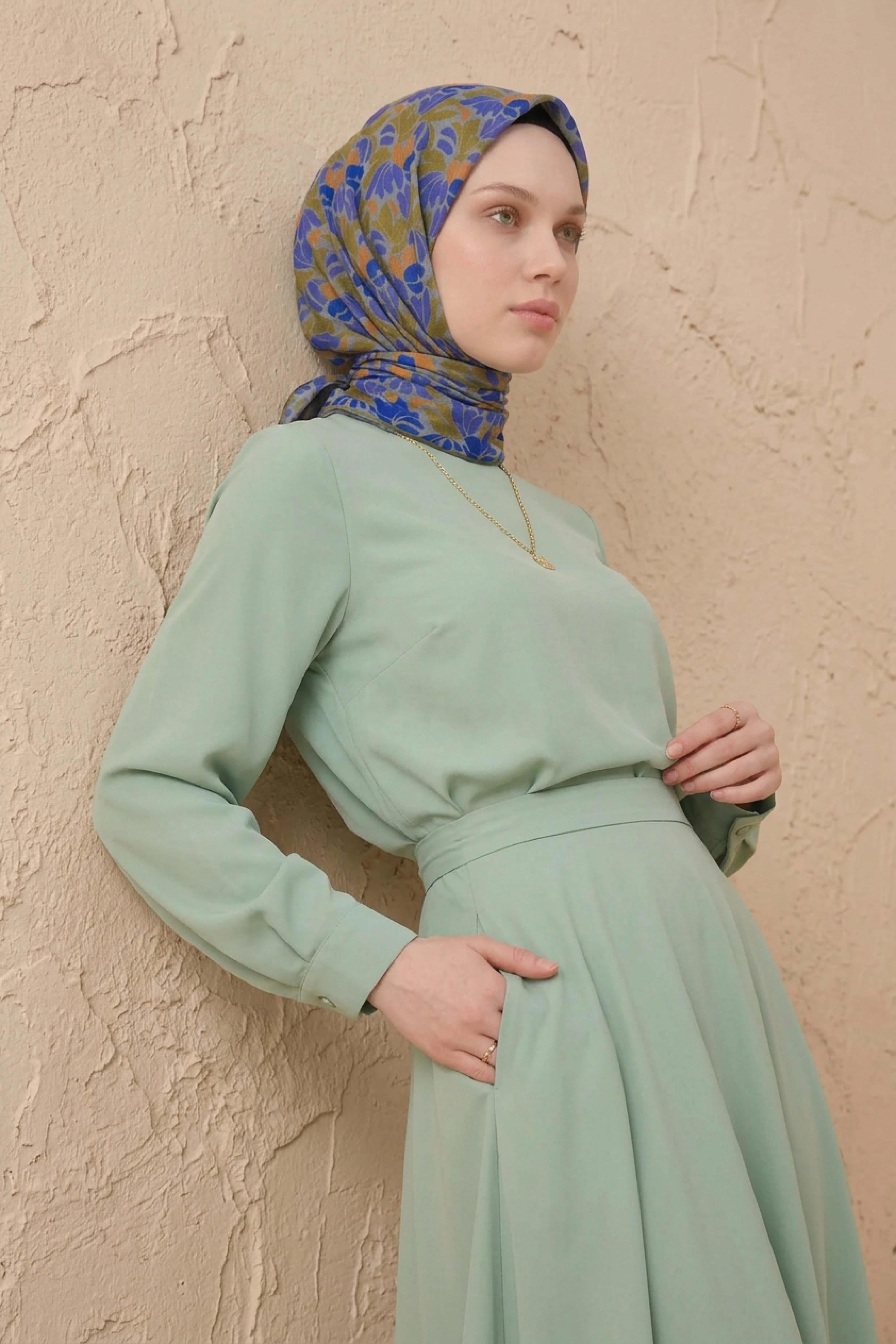 Soft Eşarp Floral Line Olive 90x90