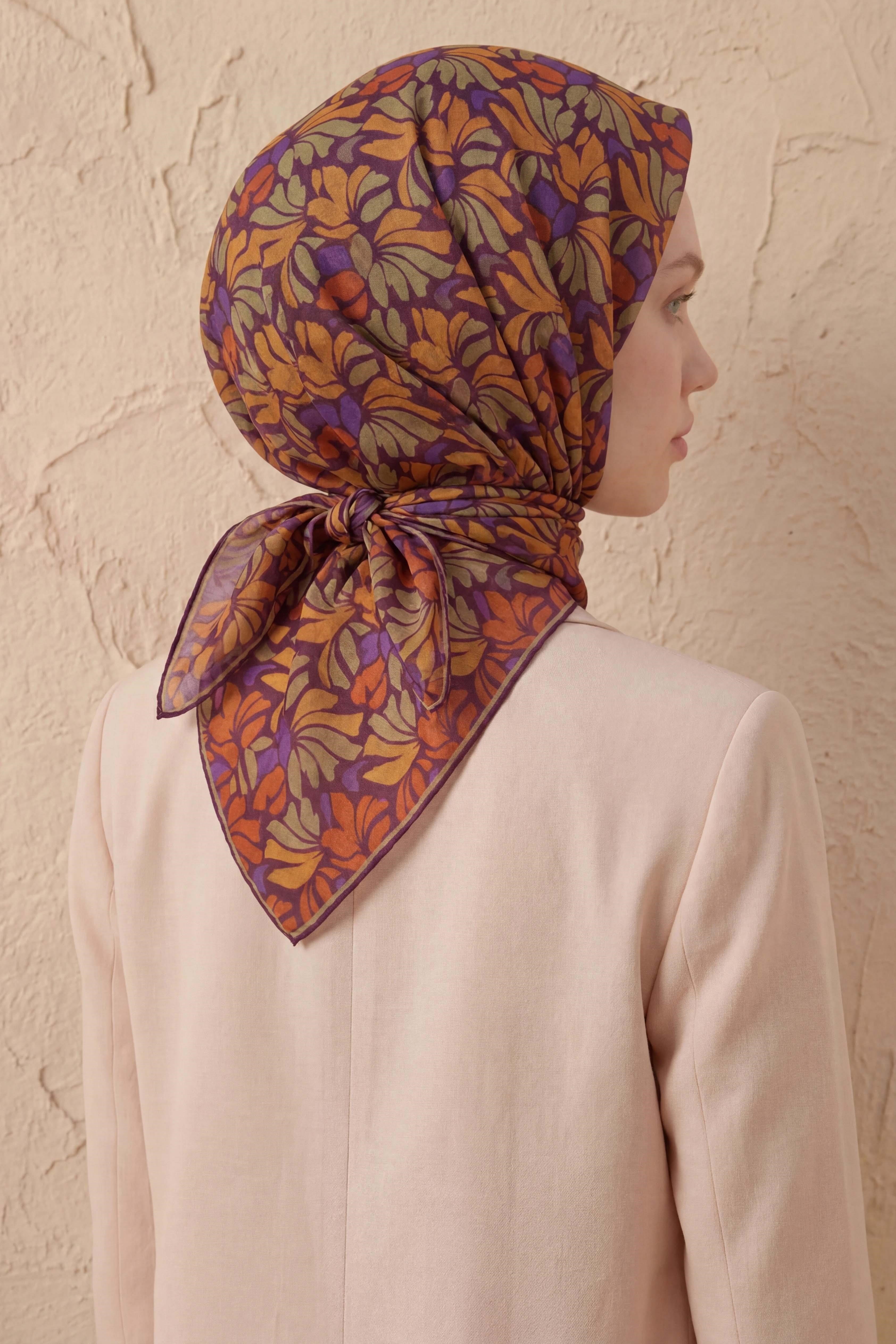 Soft Eşarp Floral Line Patlıcan Moru 90x90