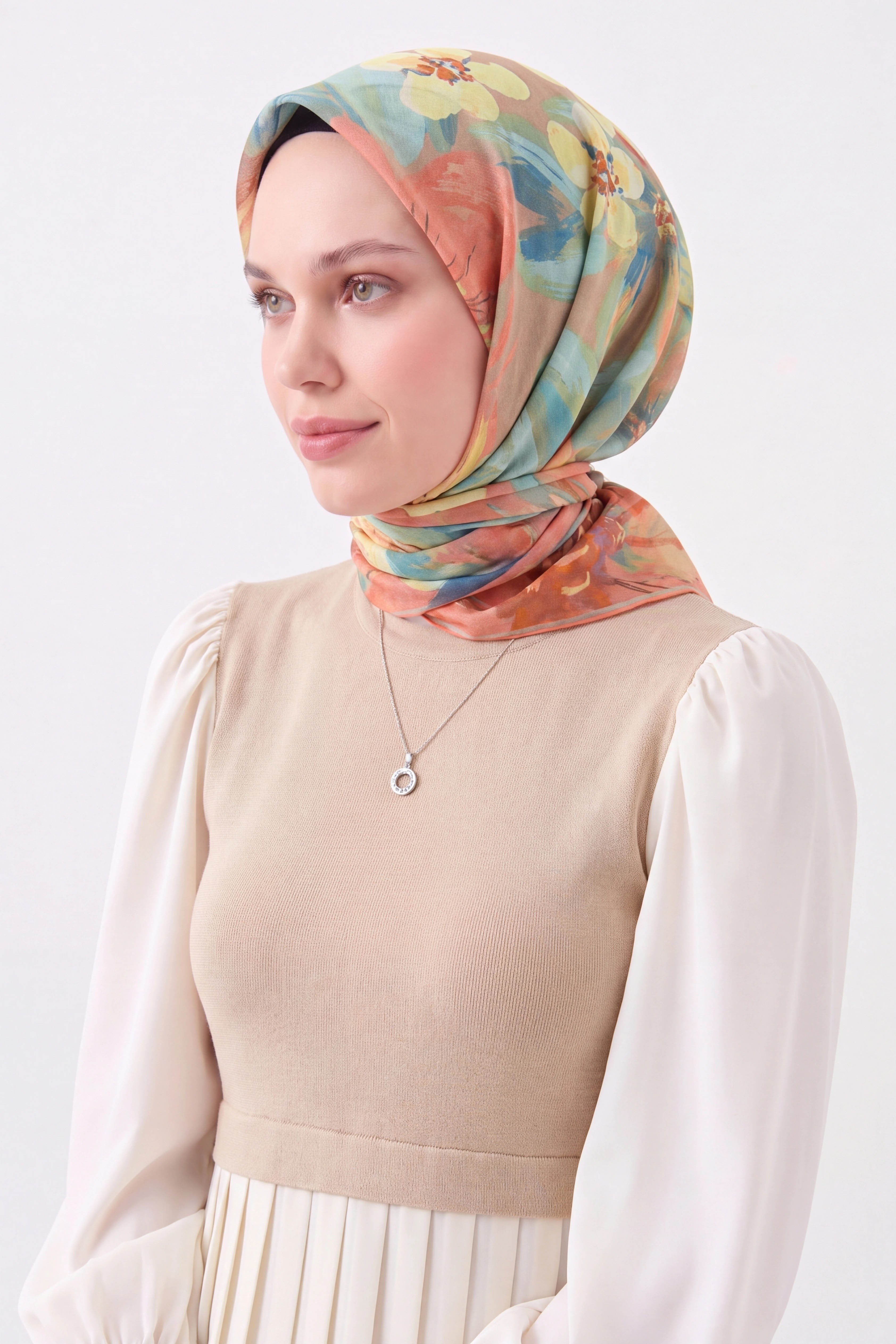 Soft Eşarp Flower Yavruağzı