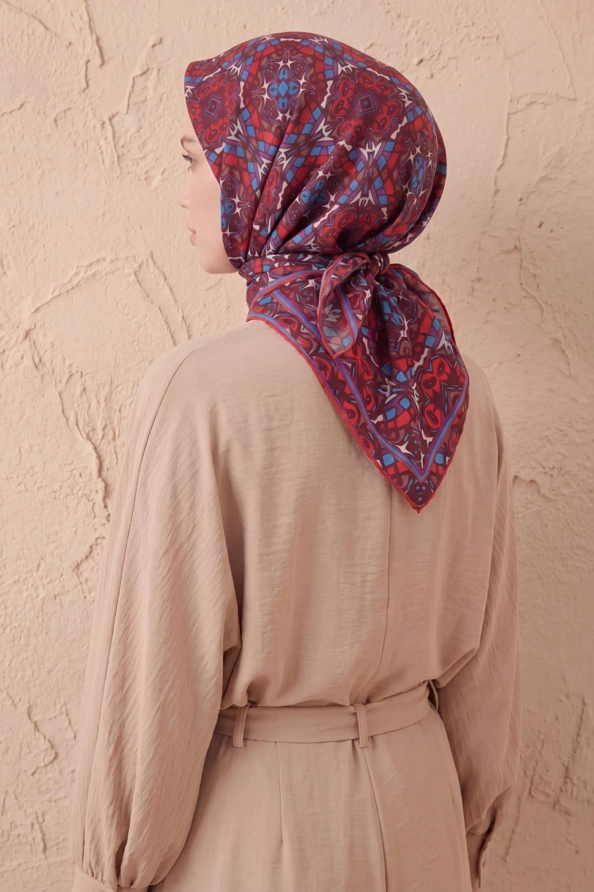 Soft Eşarp Geometrik Bordo 90x90