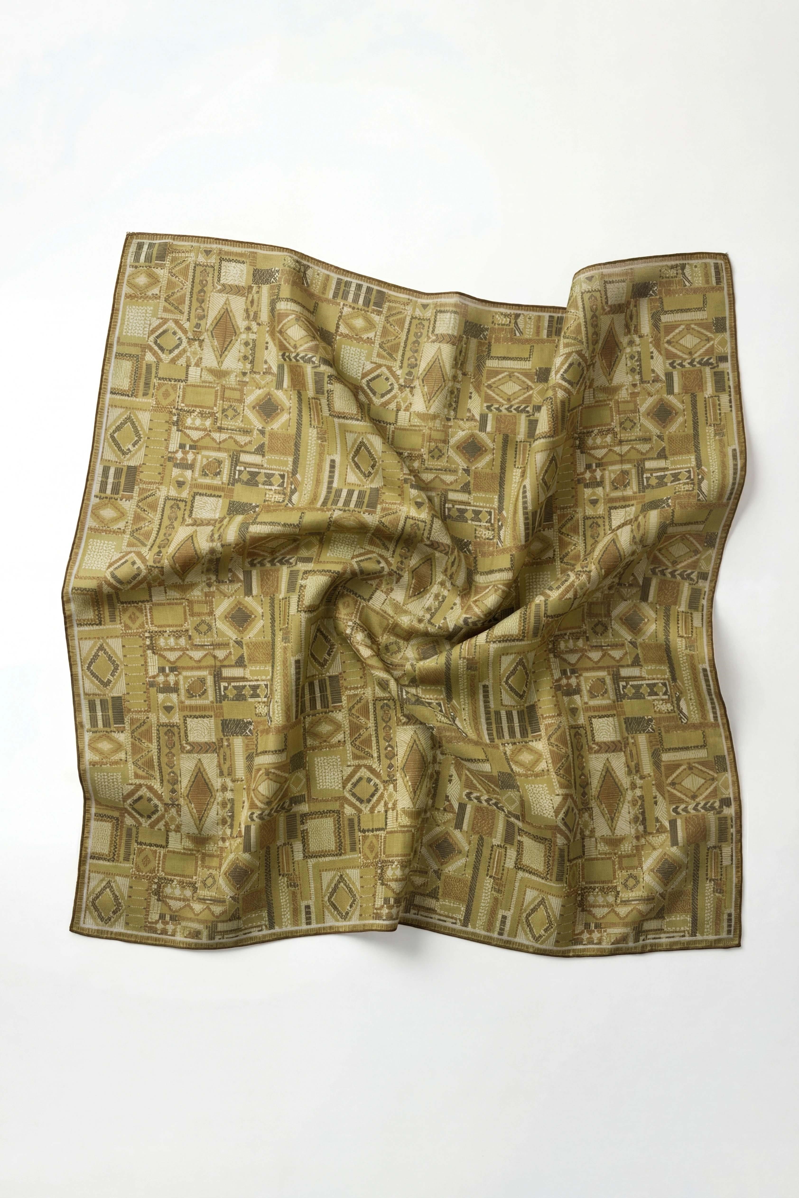 Soft Eşarp Geometrik Desen Fıstık Yeşili 90x90