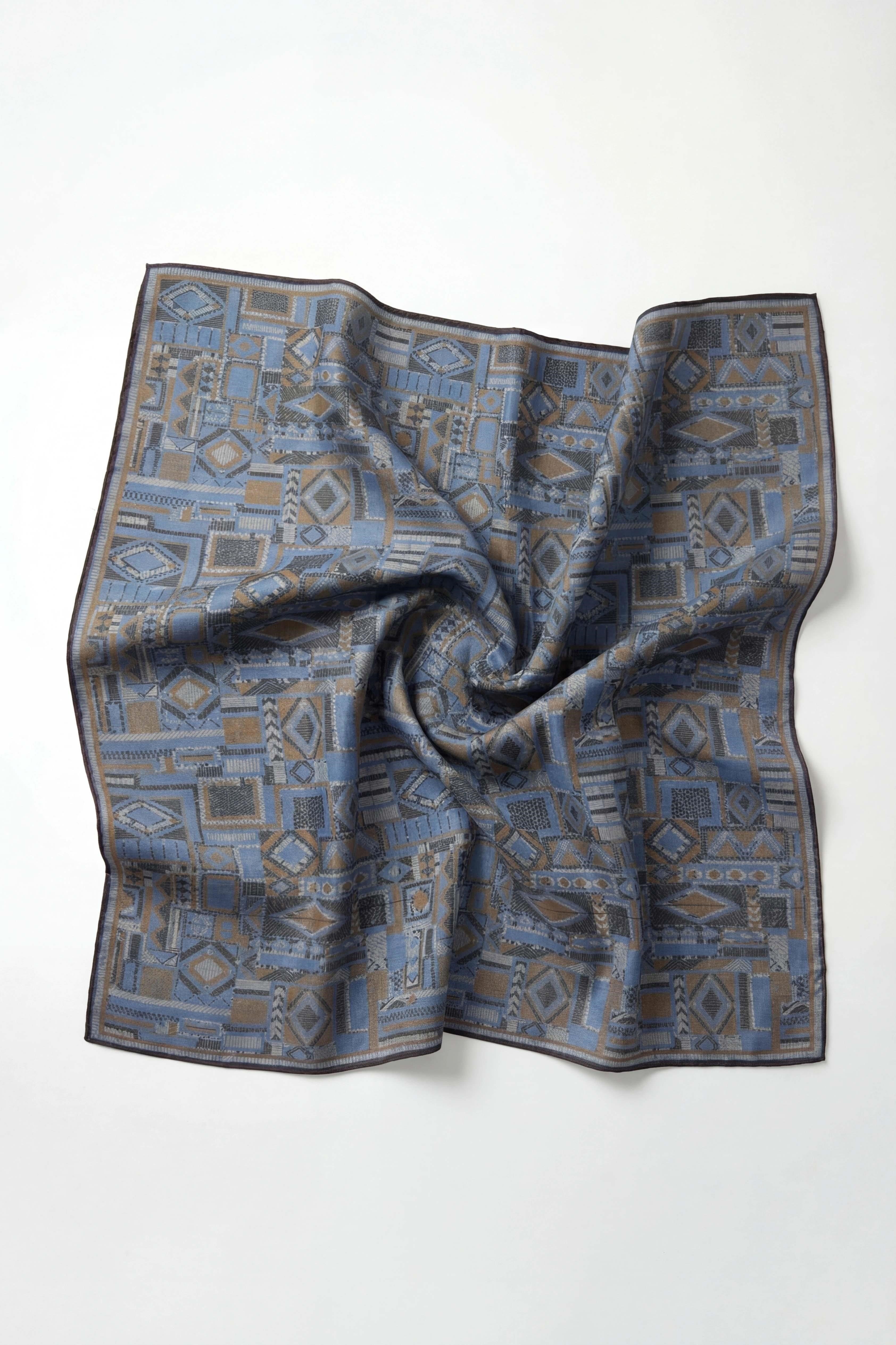 Soft Eşarp Geometrik Desen İndigo 90x90