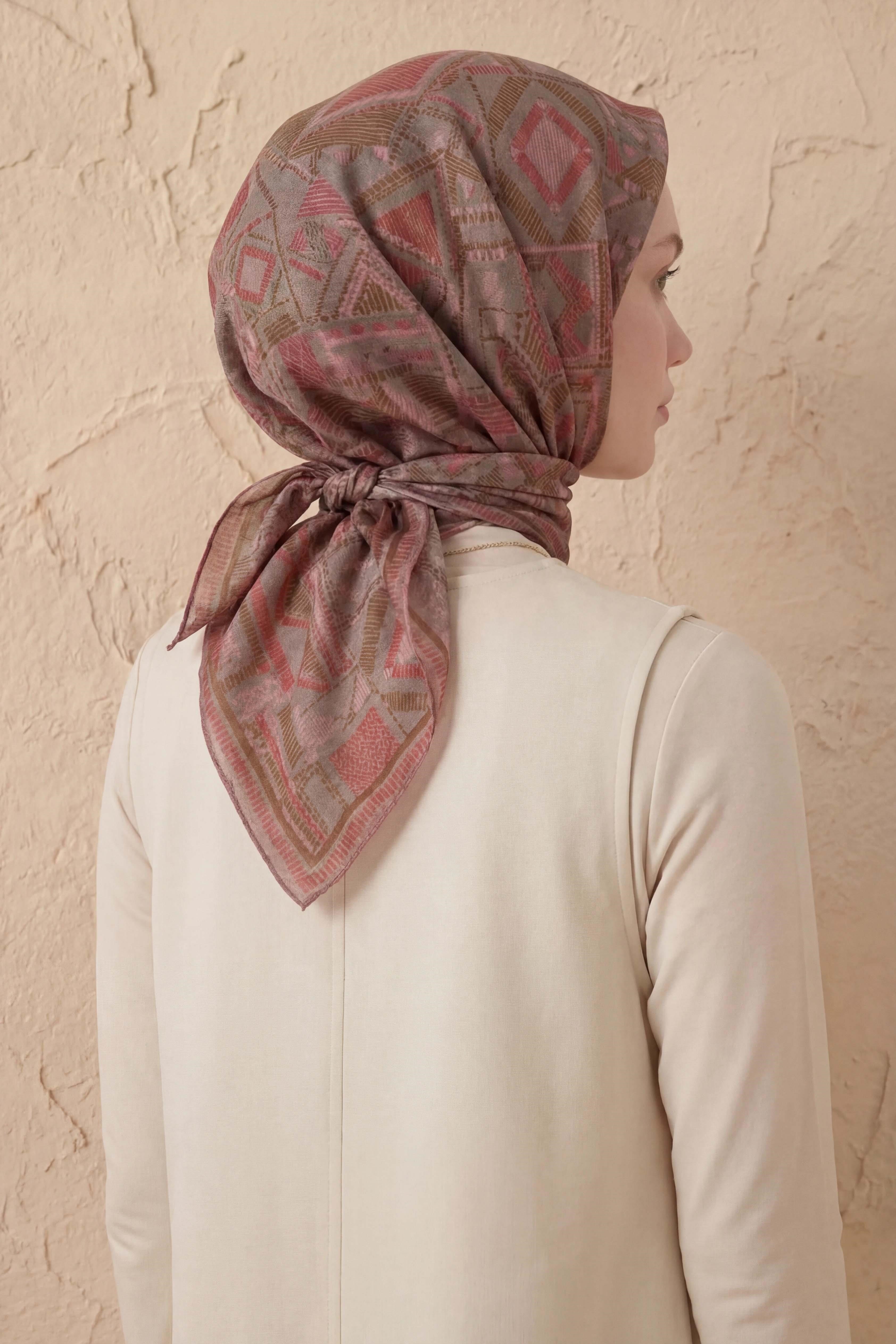Soft Eşarp Geometrik Desen Küf Yeşili 90x90