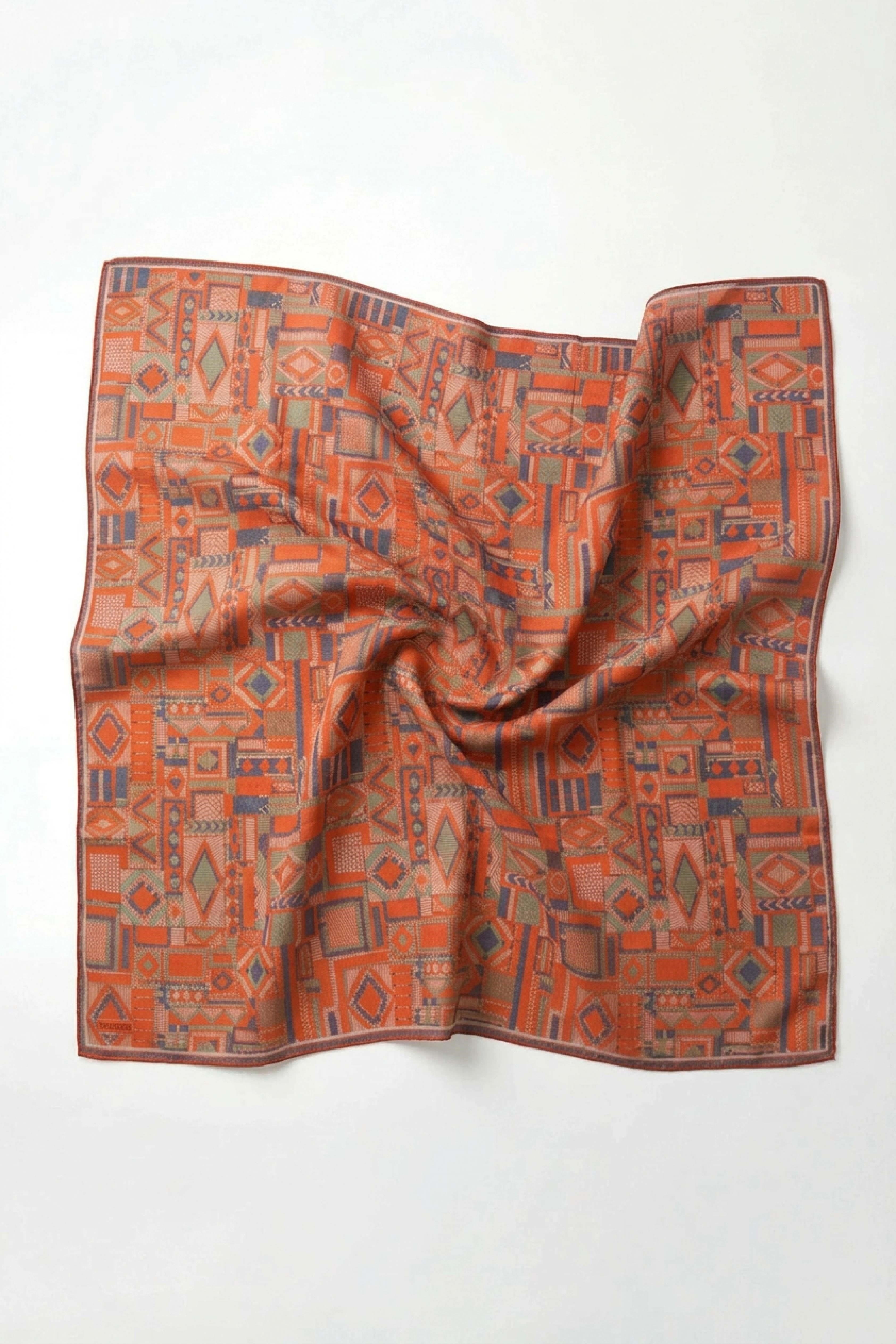 Soft Eşarp Geometrik Desen Narçiçeği 90x90