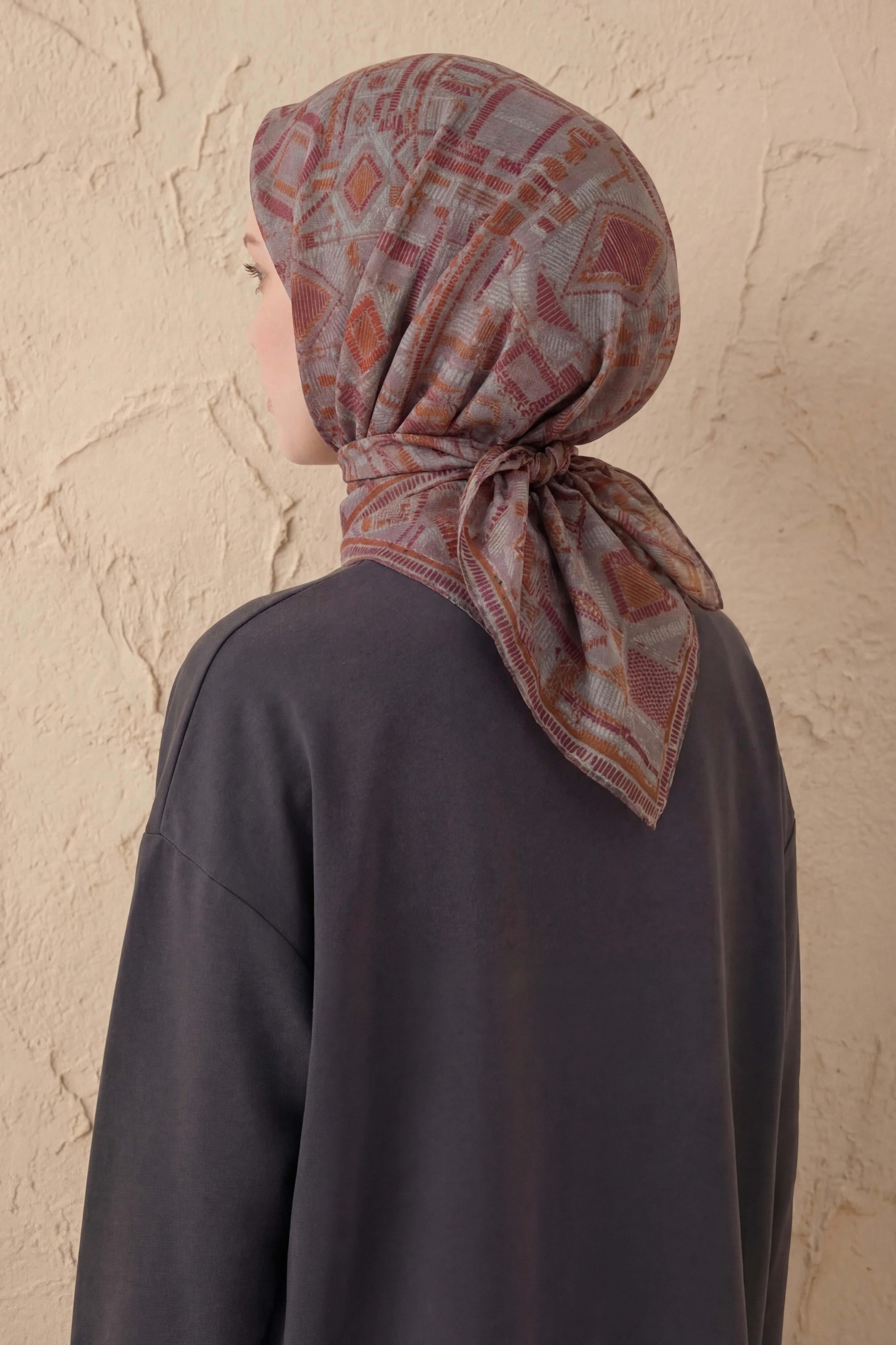 Soft Eşarp Geometrik Desen Pastel Mor 90x90
