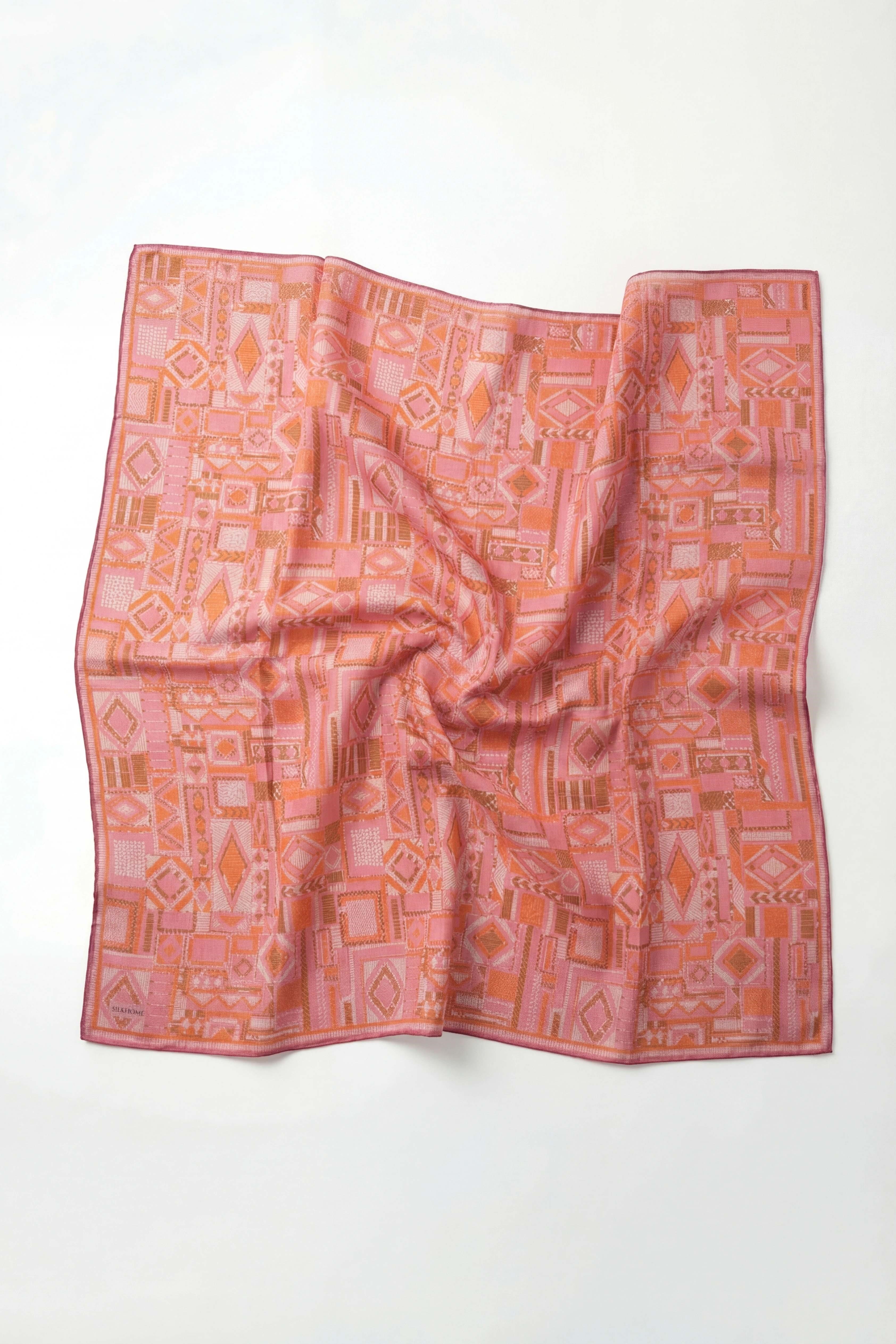 Soft Eşarp Geometrik Desen Pembe 90x90
