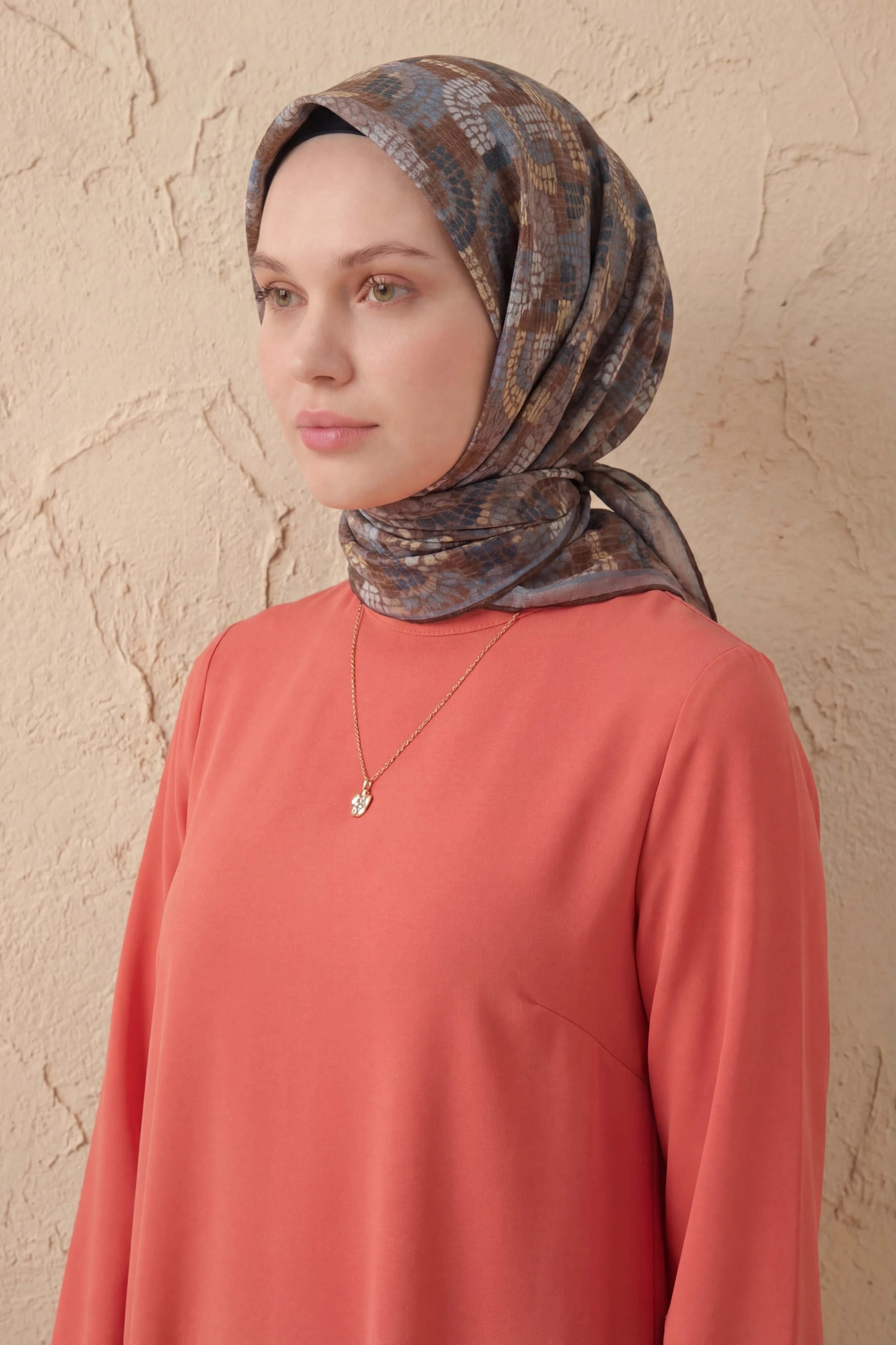 Soft Eşarp Melodi Desen Açık Kahverengi 90x90