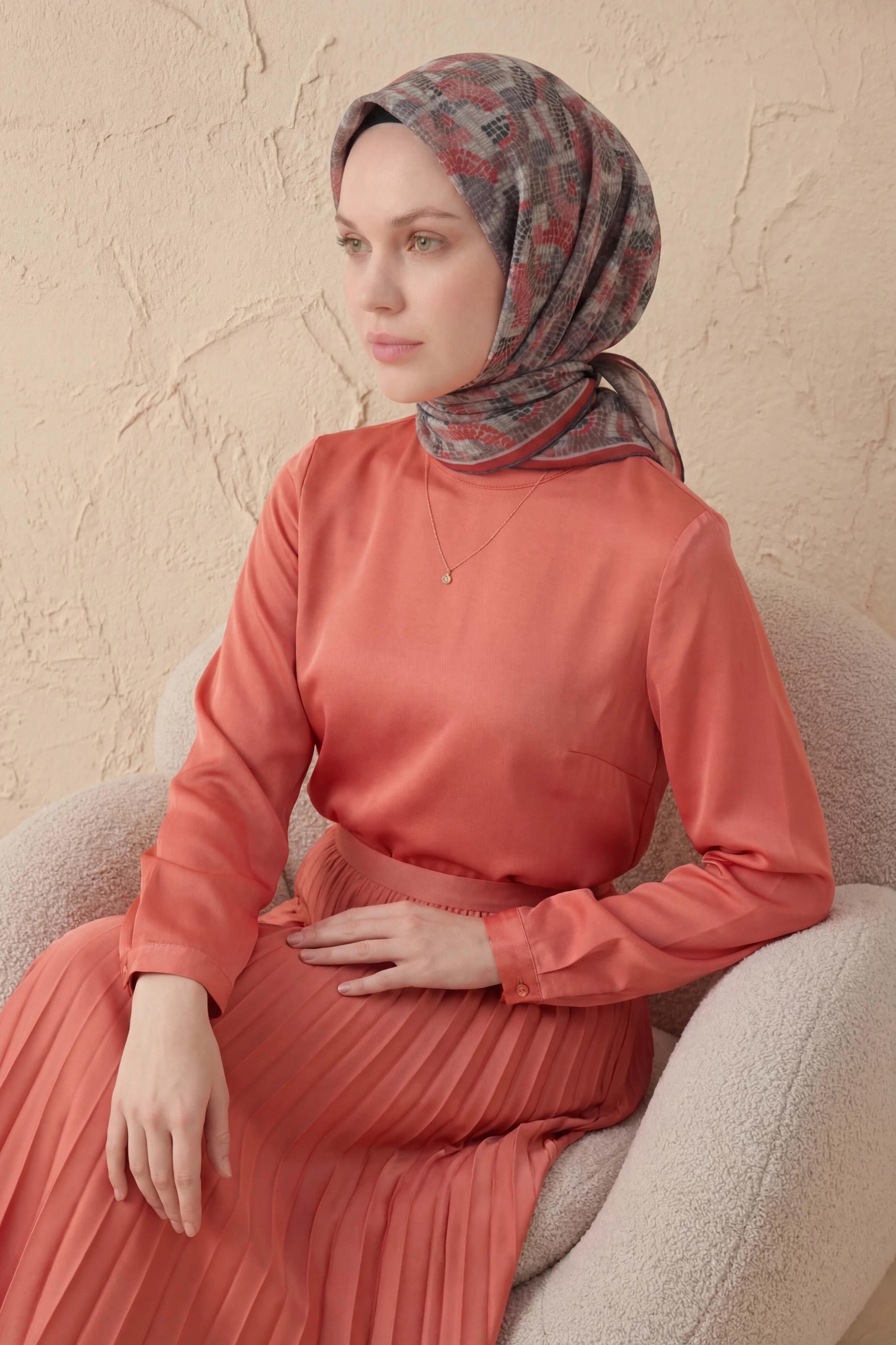 Soft Eşarp Melodi Desen Açık Kırmızı 90x90