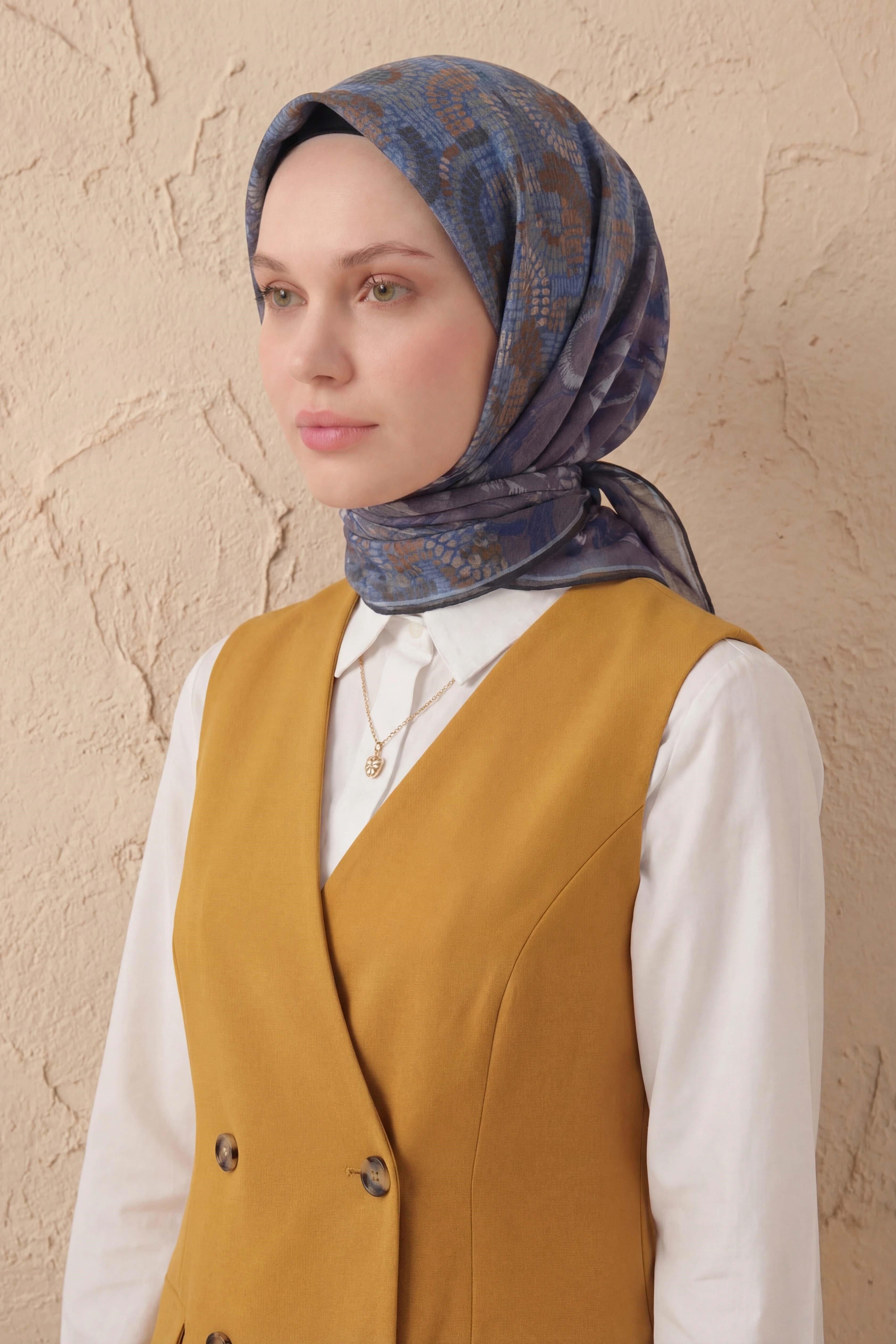 Soft Eşarp Melodi Desen Mavi 90x90