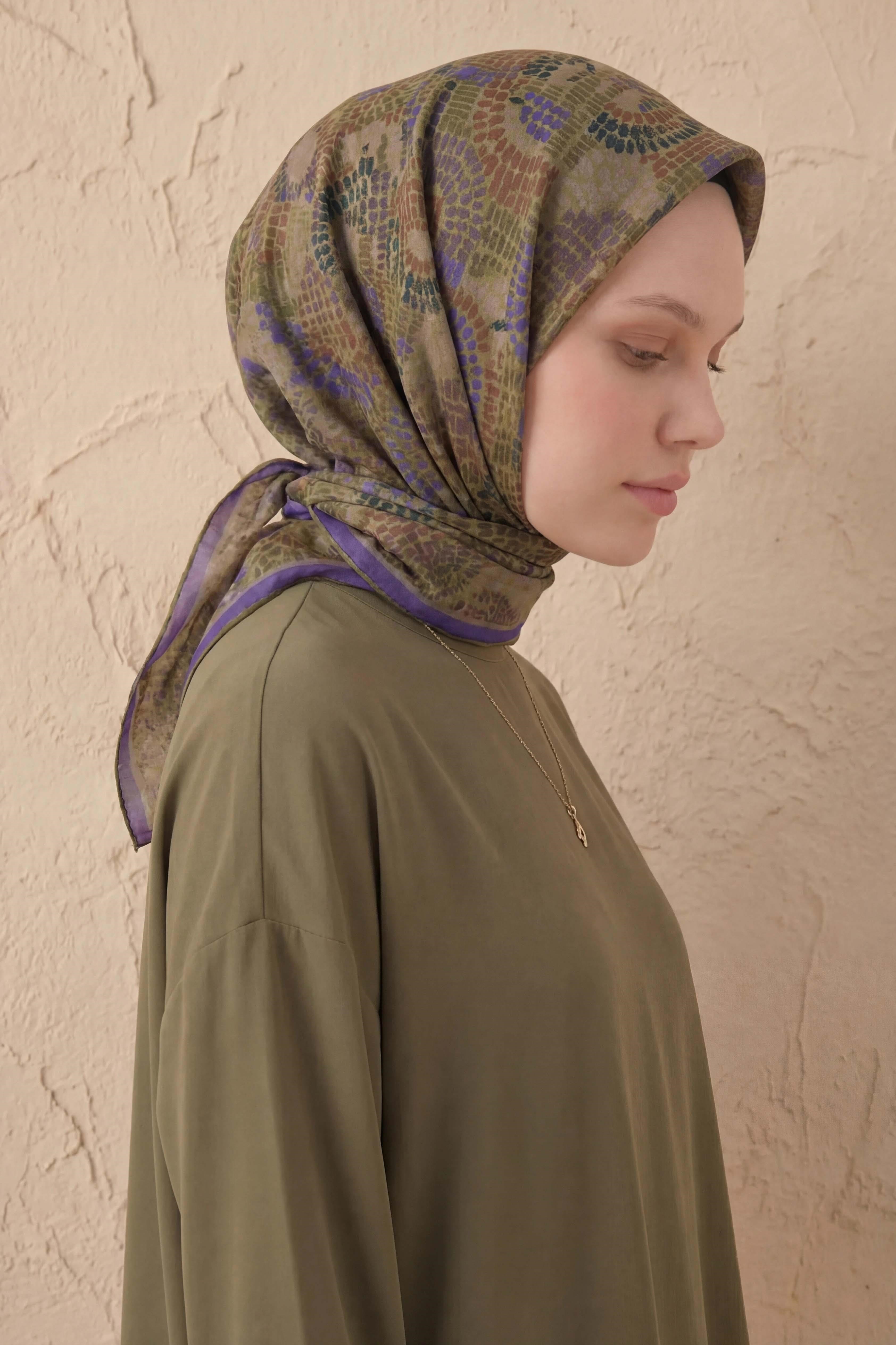 Soft Eşarp Melodi Desen Olive 90x90