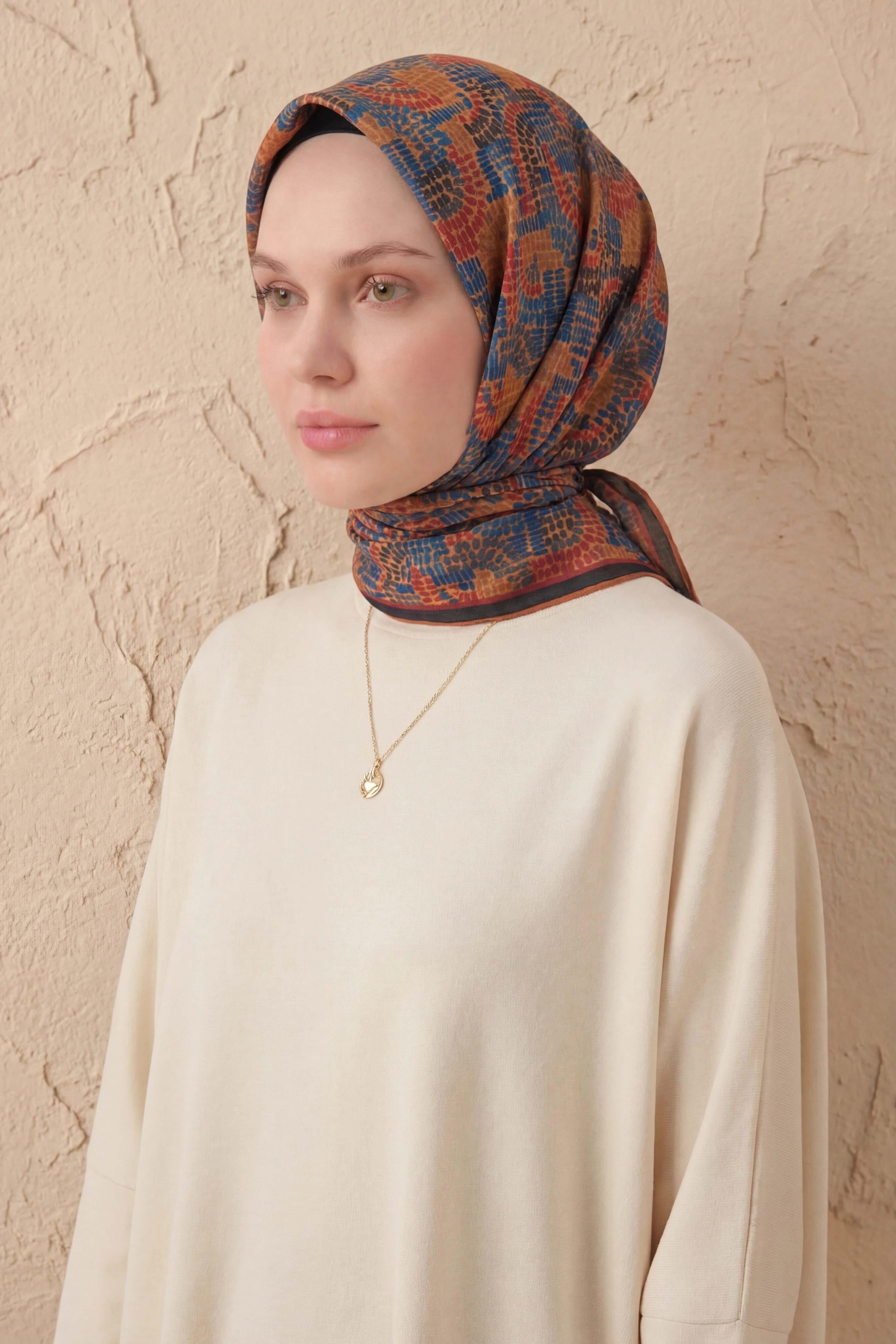 Soft Eşarp Melodi Desen Pas Rengi 90x90