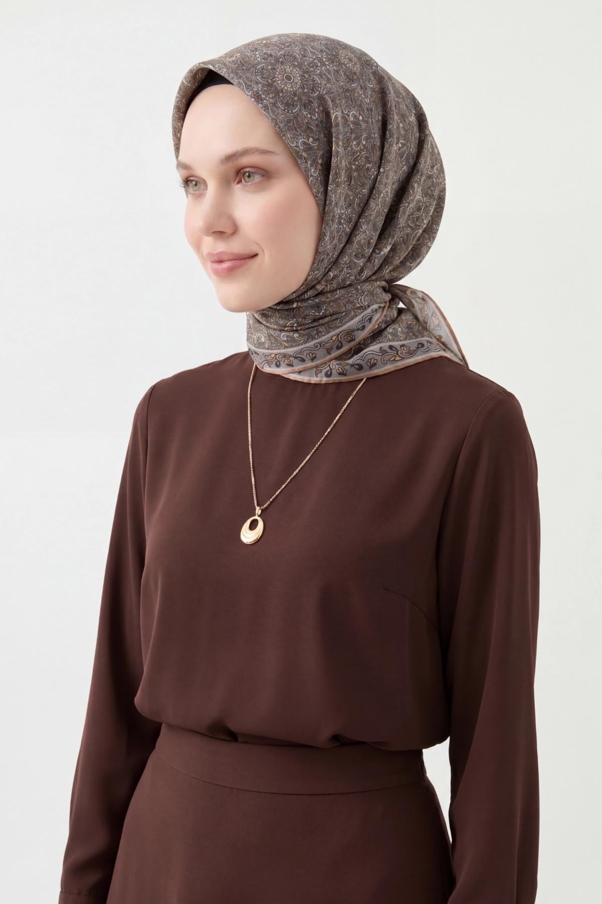 Soft Eşarp Metalik Gri  90x90