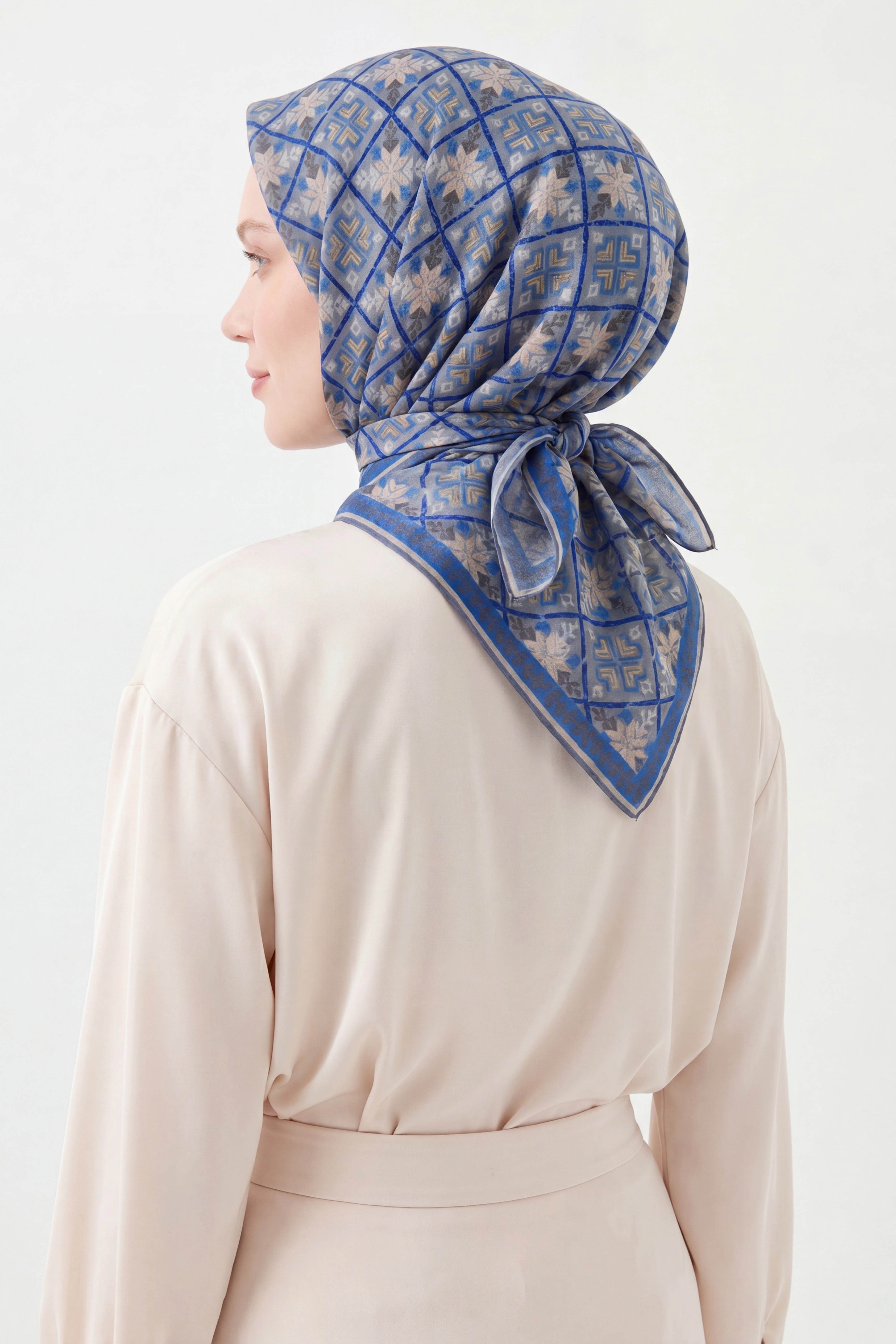 Soft Eşarp Minimal Motif Gök Mavisi