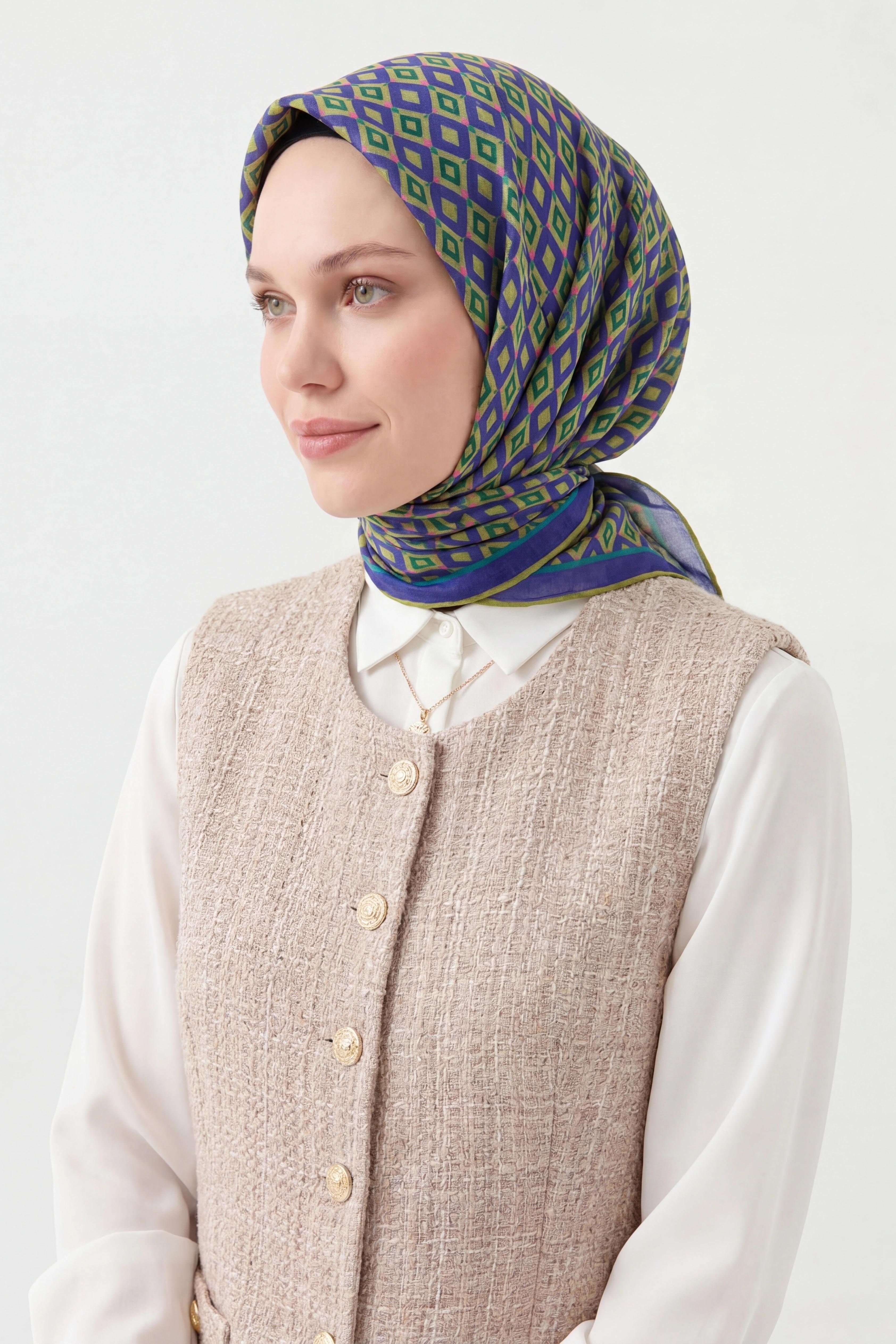 Soft Eşarp Retro Geometrik Yağ Yeşili