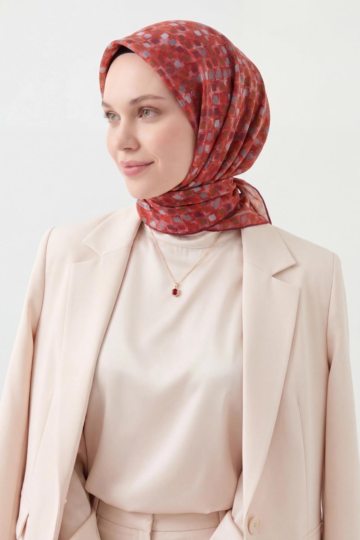 Soft Eşarp Retro Mozaik Kırmızı 90x90