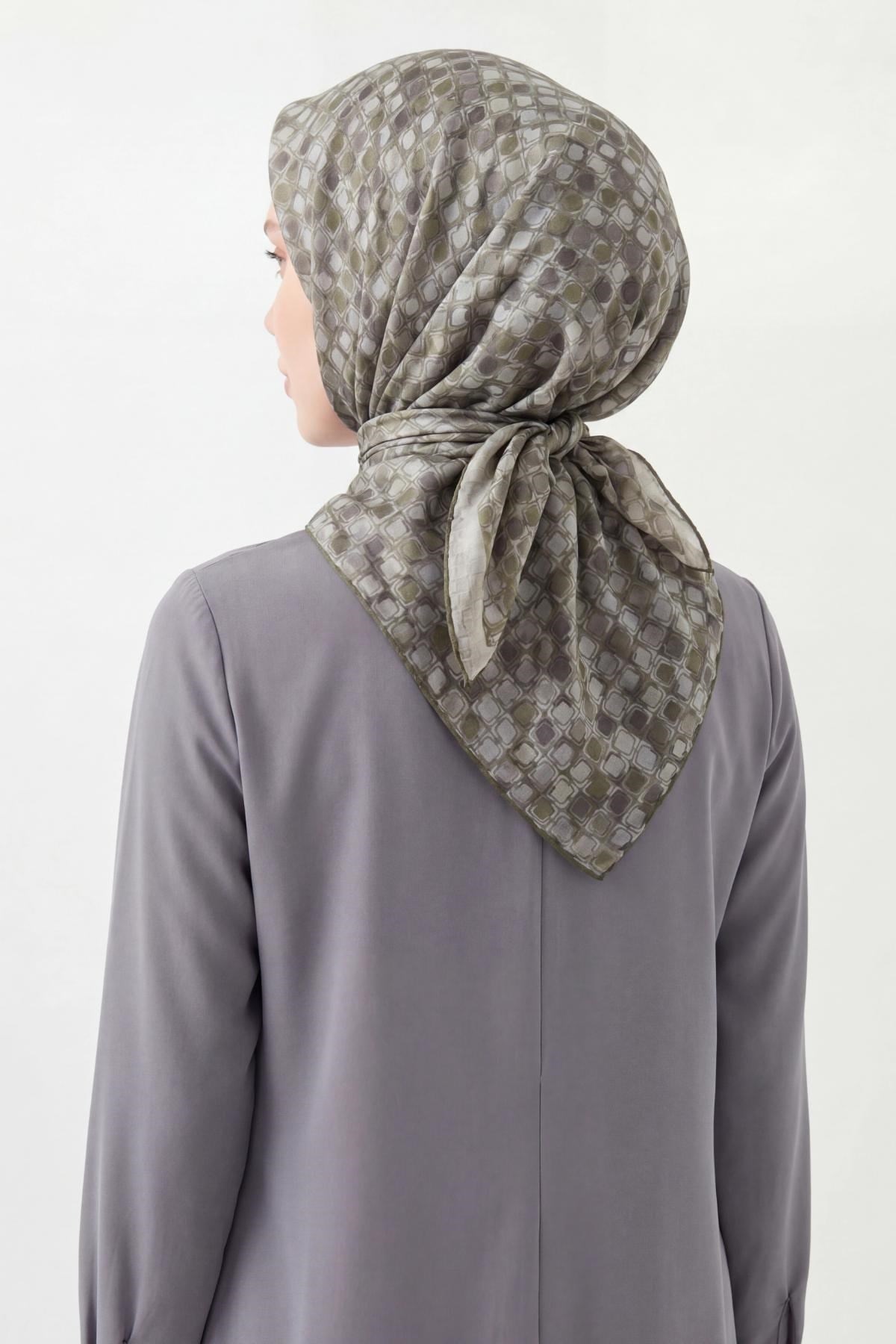 Soft Eşarp Retro Mozaik Koyu Yeşil 90x90