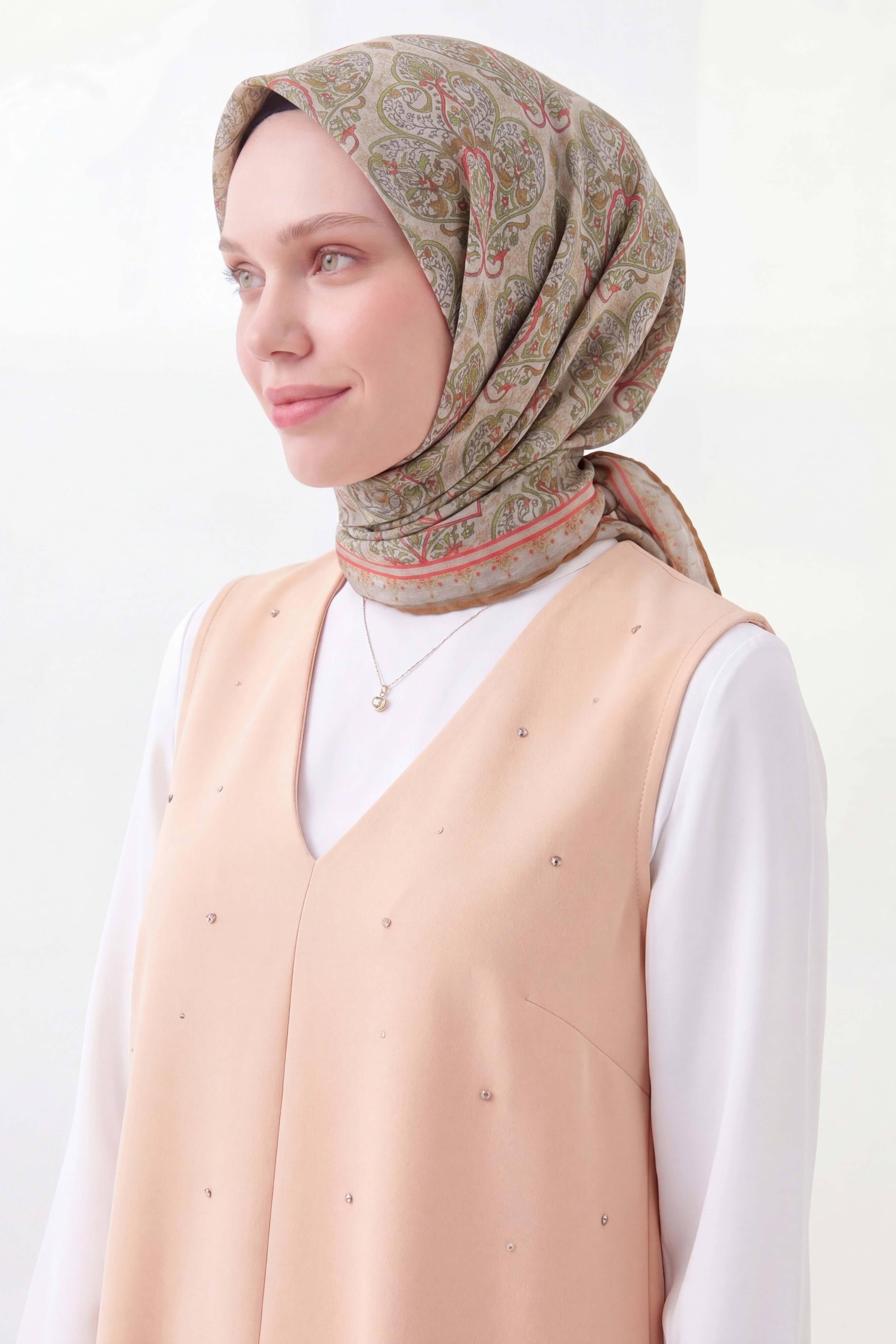 Soft Eşarp Rûmi Asit Yeşili 90x90