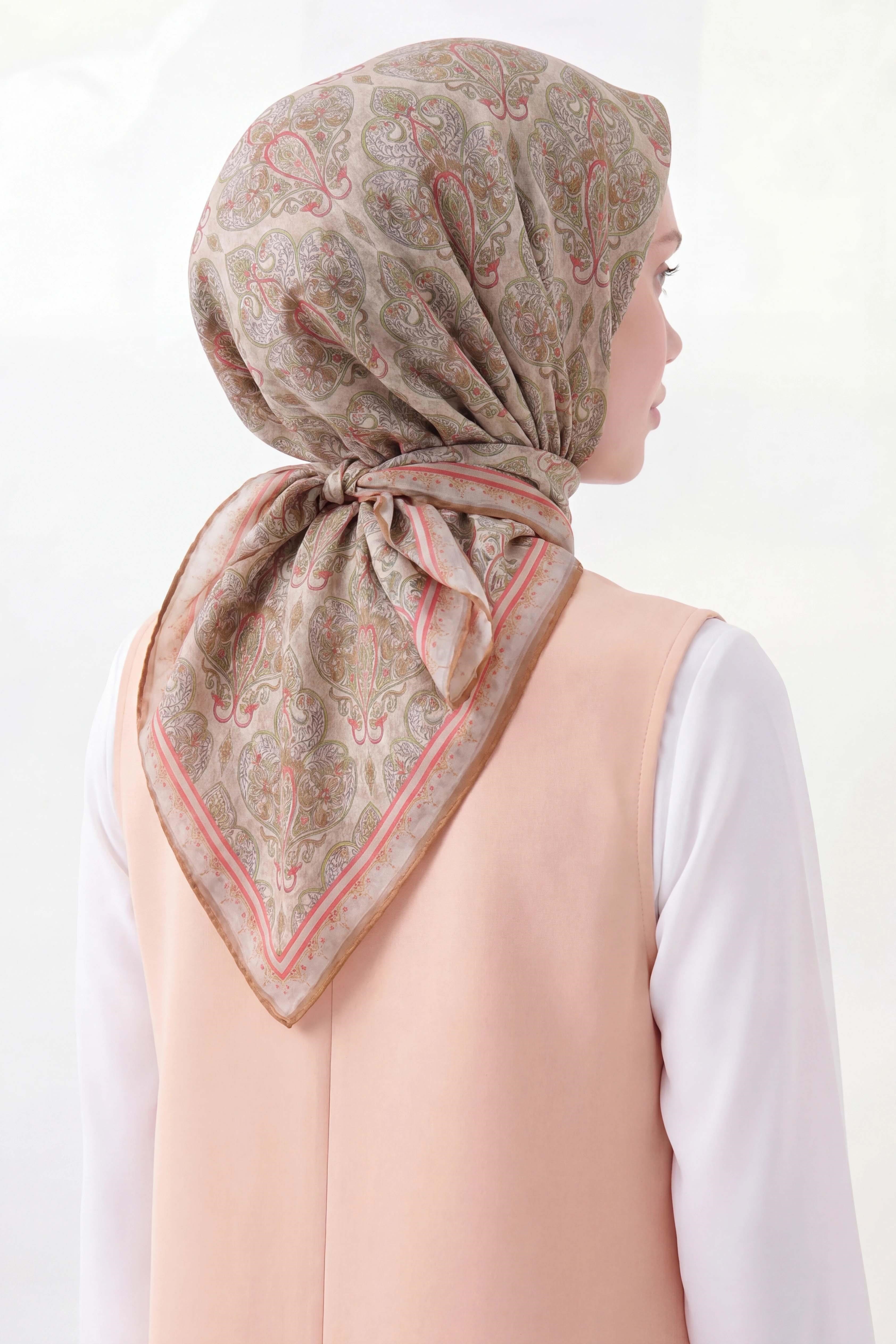 Soft Eşarp Rûmi Asit Yeşili 90x90