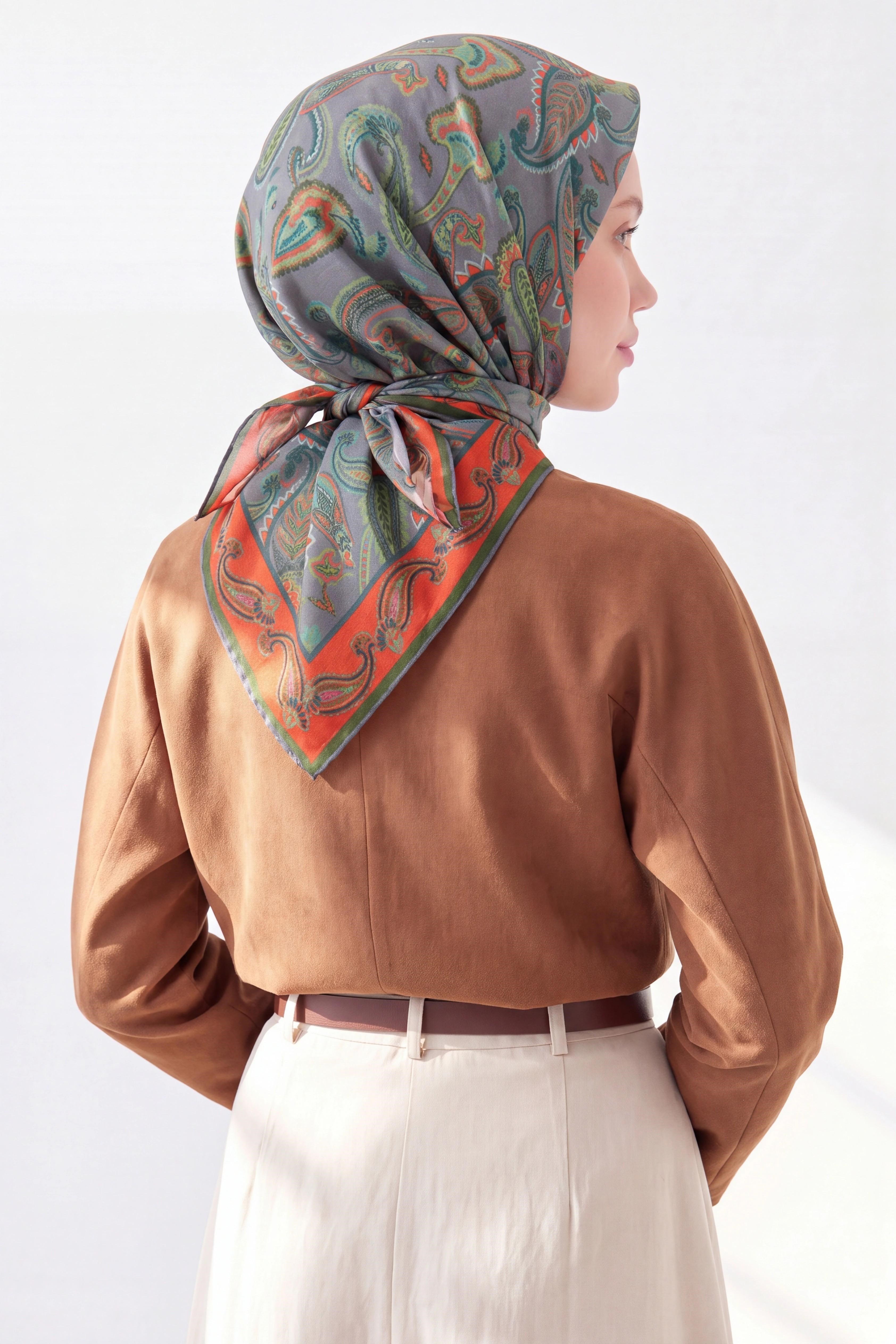 Soft Eşarp Şal Motif Füme