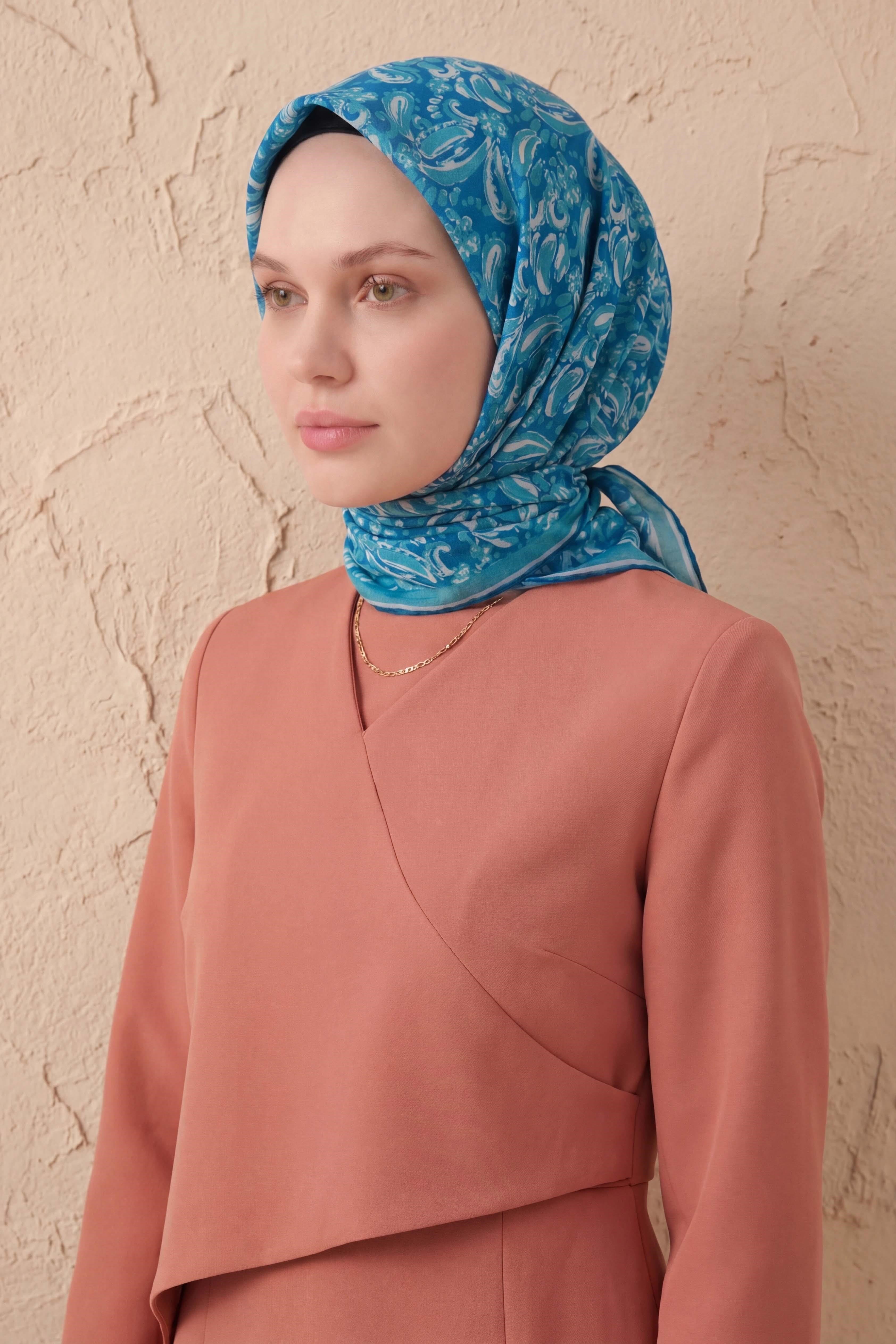 Soft Eşarp Şal Motif Mavi 90x90