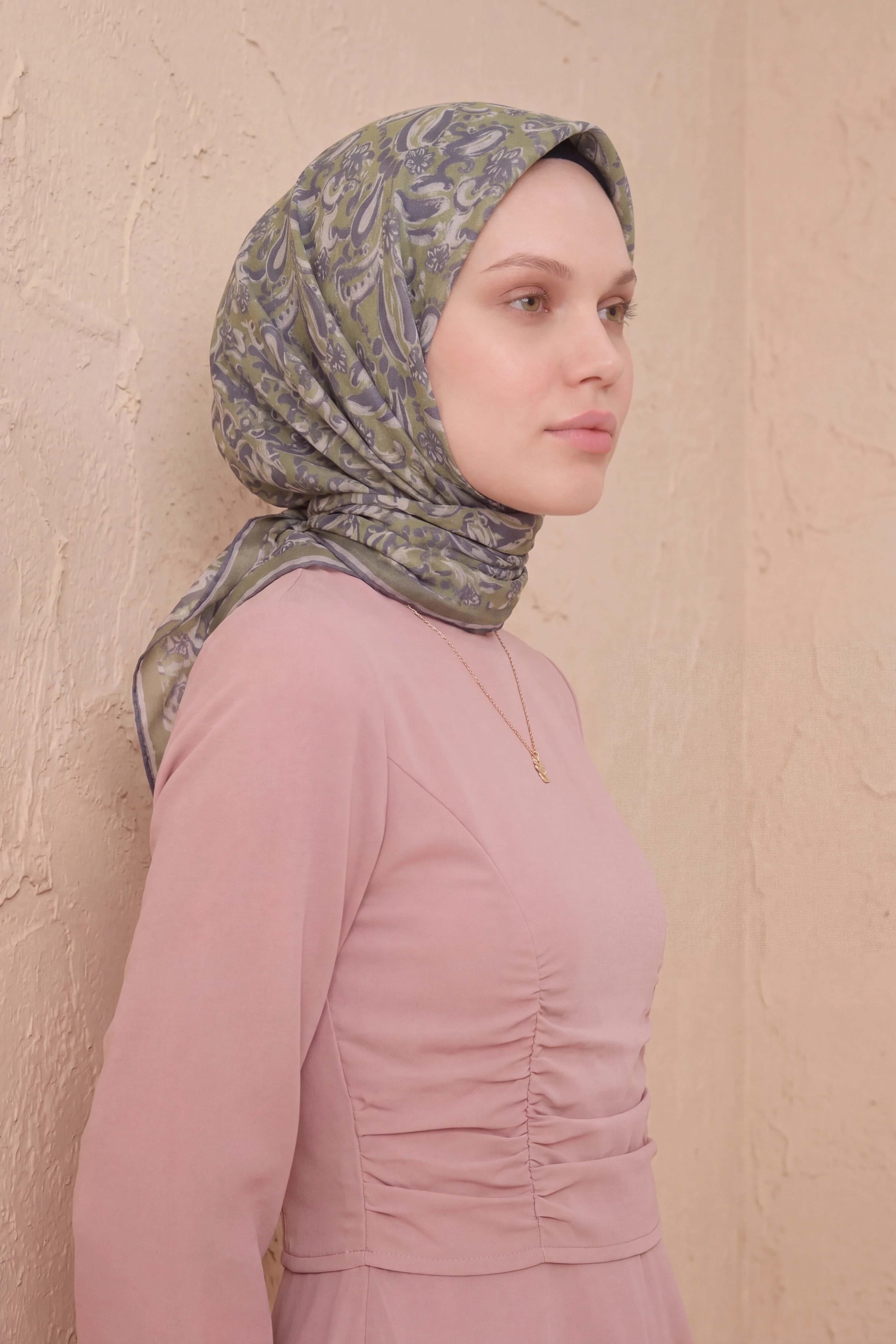 Soft Eşarp Şal Motif Siyah 90x90