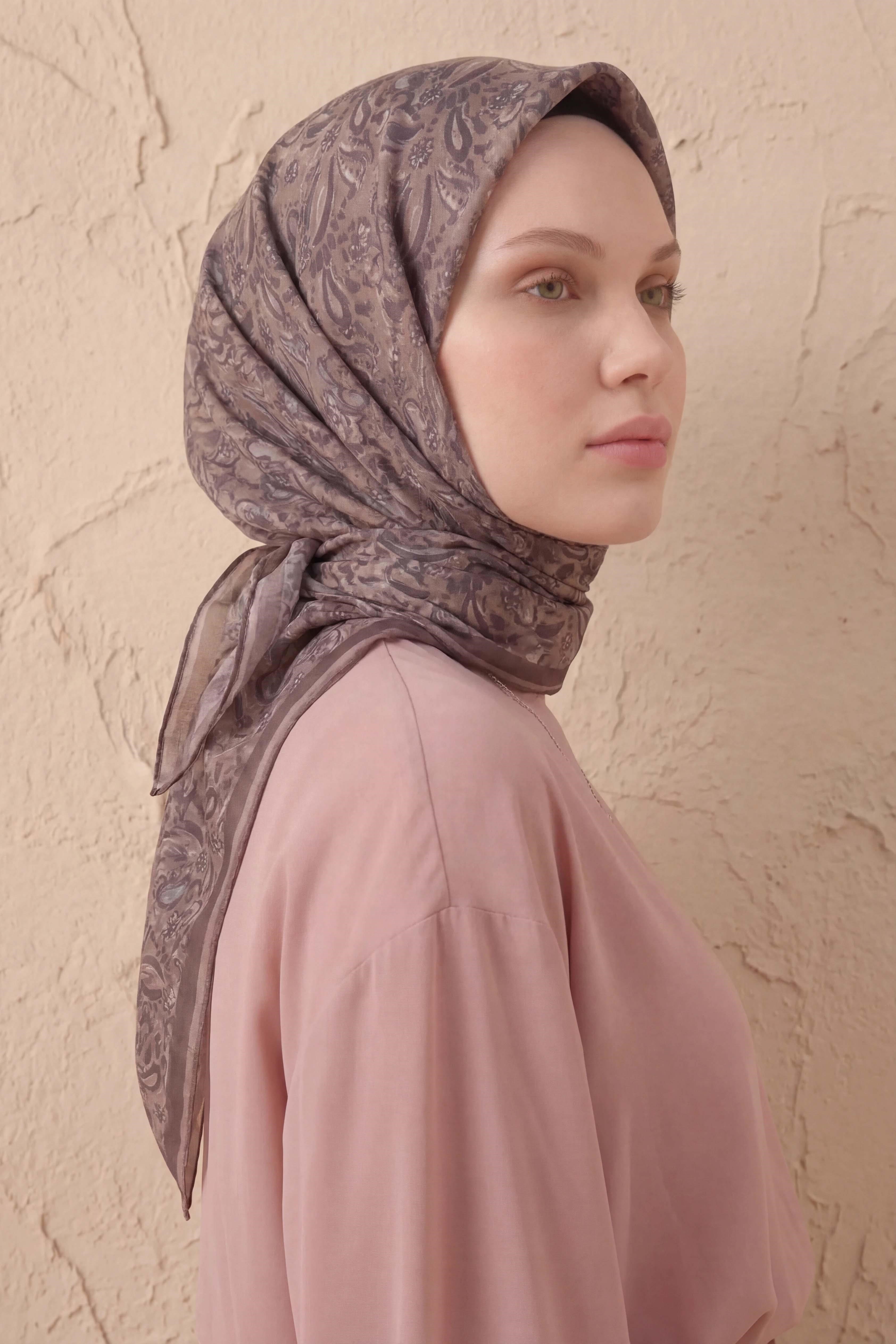 Soft Eşarp Şal Motif Vizon 90x90