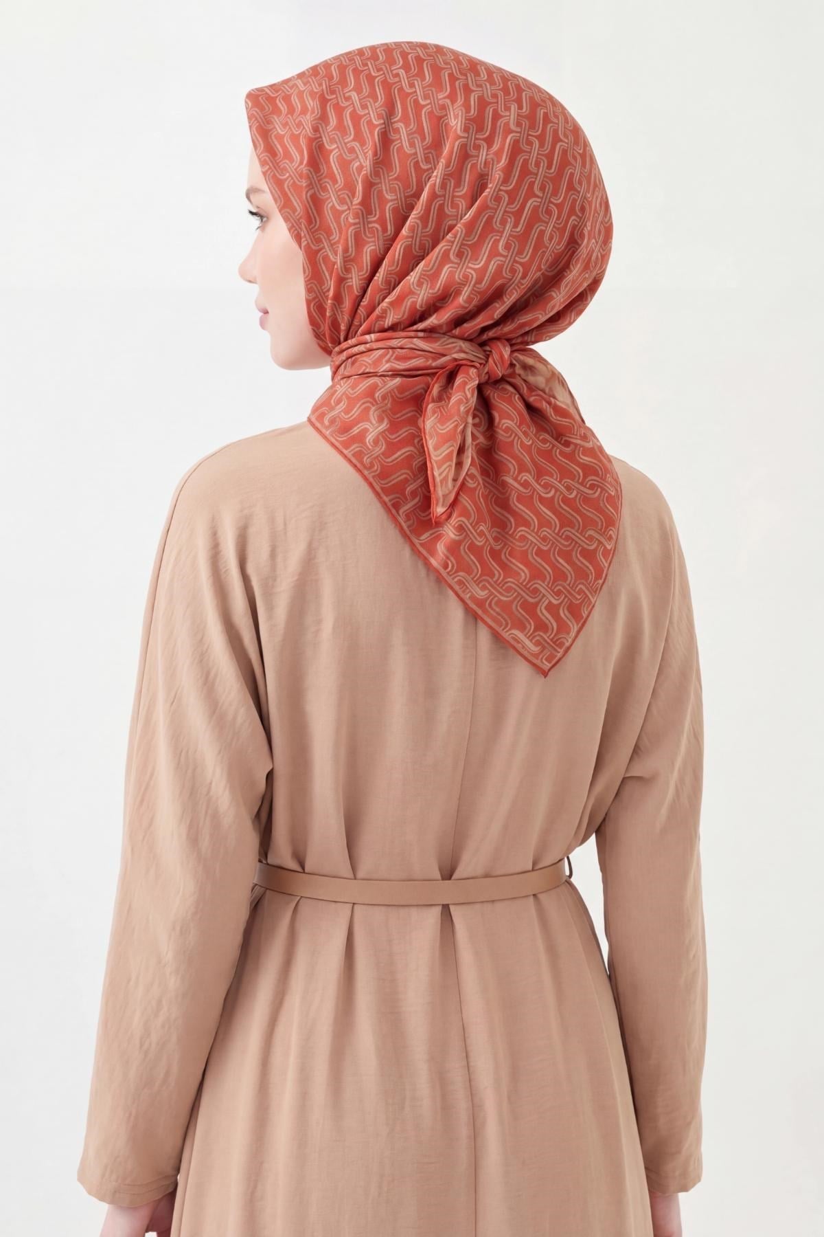 Soft Eşarp Zincir Desen Kırmızı 90x90