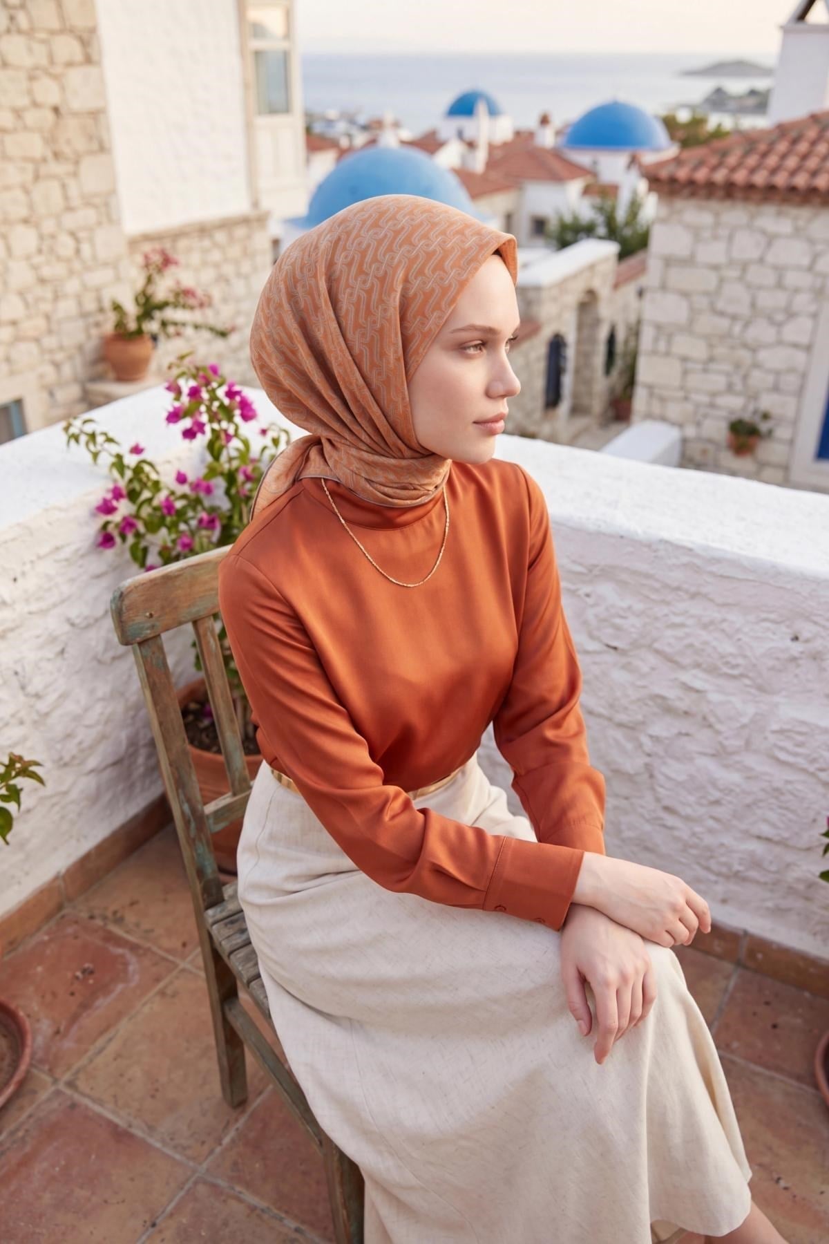 Soft Eşarp Zincir Desen Koyu Turuncu 90x90
