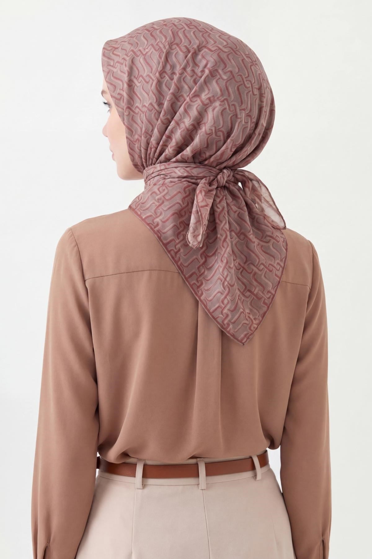 Soft Eşarp Zincir Desen Pudra Vizon 90x90