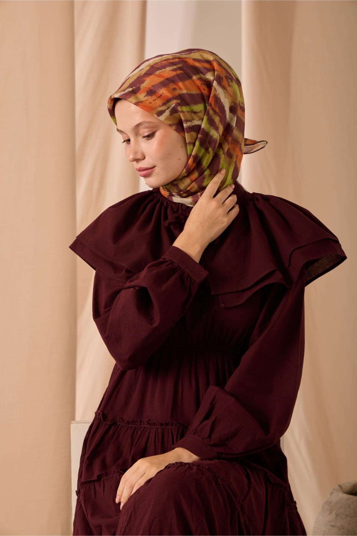 Soft Pamuk Eşarp Kahve Bordo Turuncu Desenli 90x90