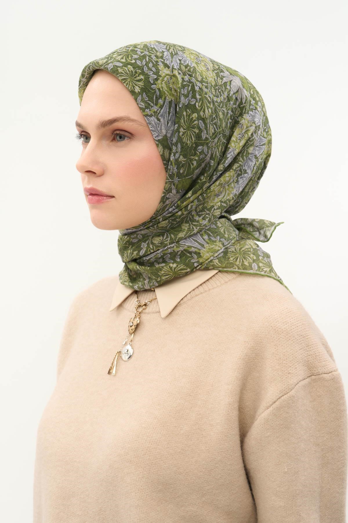 Tencel Monare Eşarp Floral Desen Çimen Yeşili 90X90