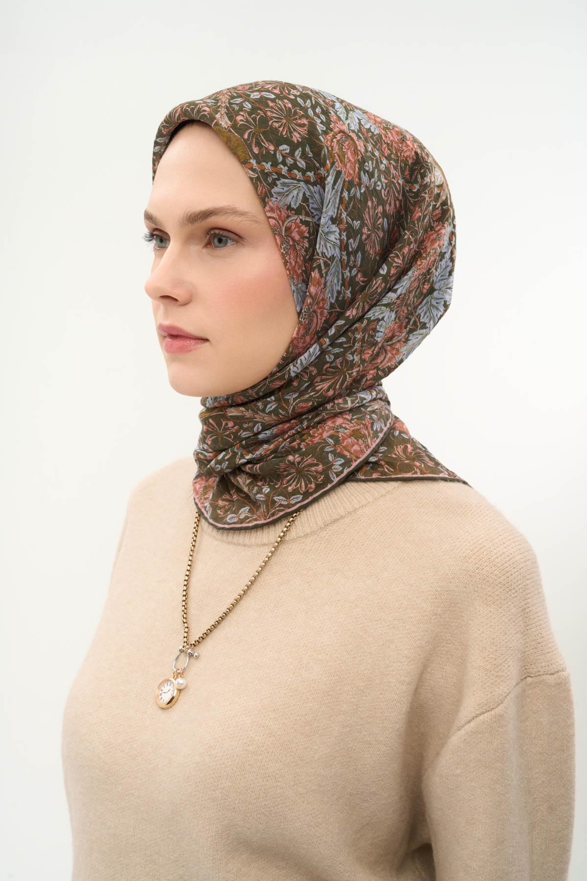 Tencel Monare Eşarp Floral Desen Koyu Yeşil 90X90
